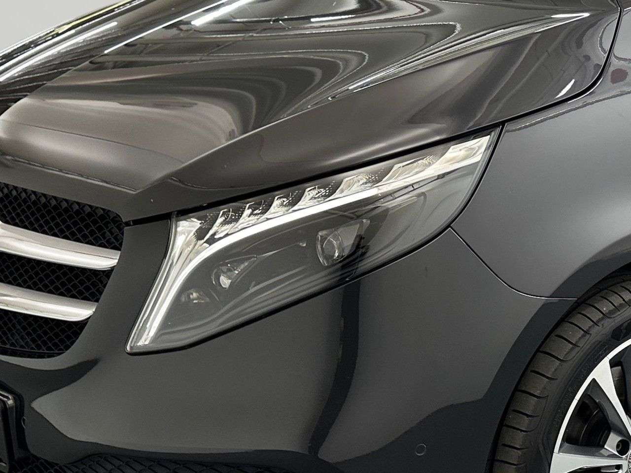 Mercedes-Benz V 250