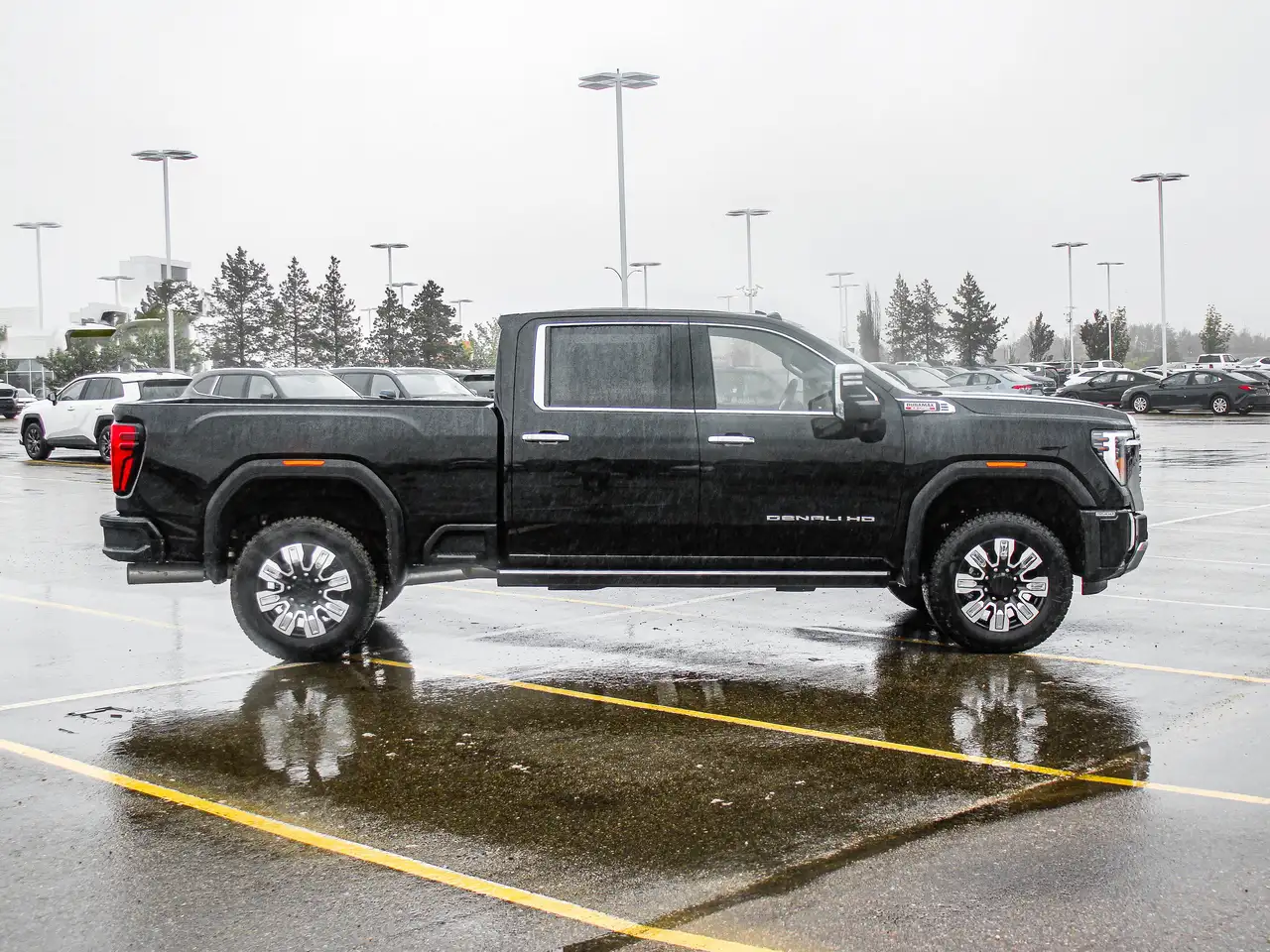 GMC Sierra 3500HD снимка GMC Sierra 3500HD