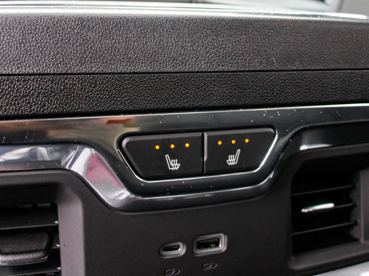 GMC Sierra 3500HD снимка GMC Sierra 3500HD