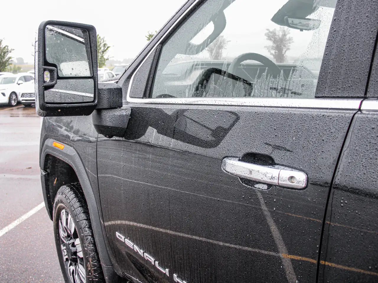 GMC Sierra 3500HD снимка GMC Sierra 3500HD