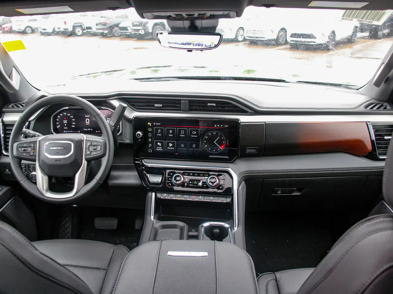 GMC Sierra 3500HD снимка GMC Sierra 3500HD