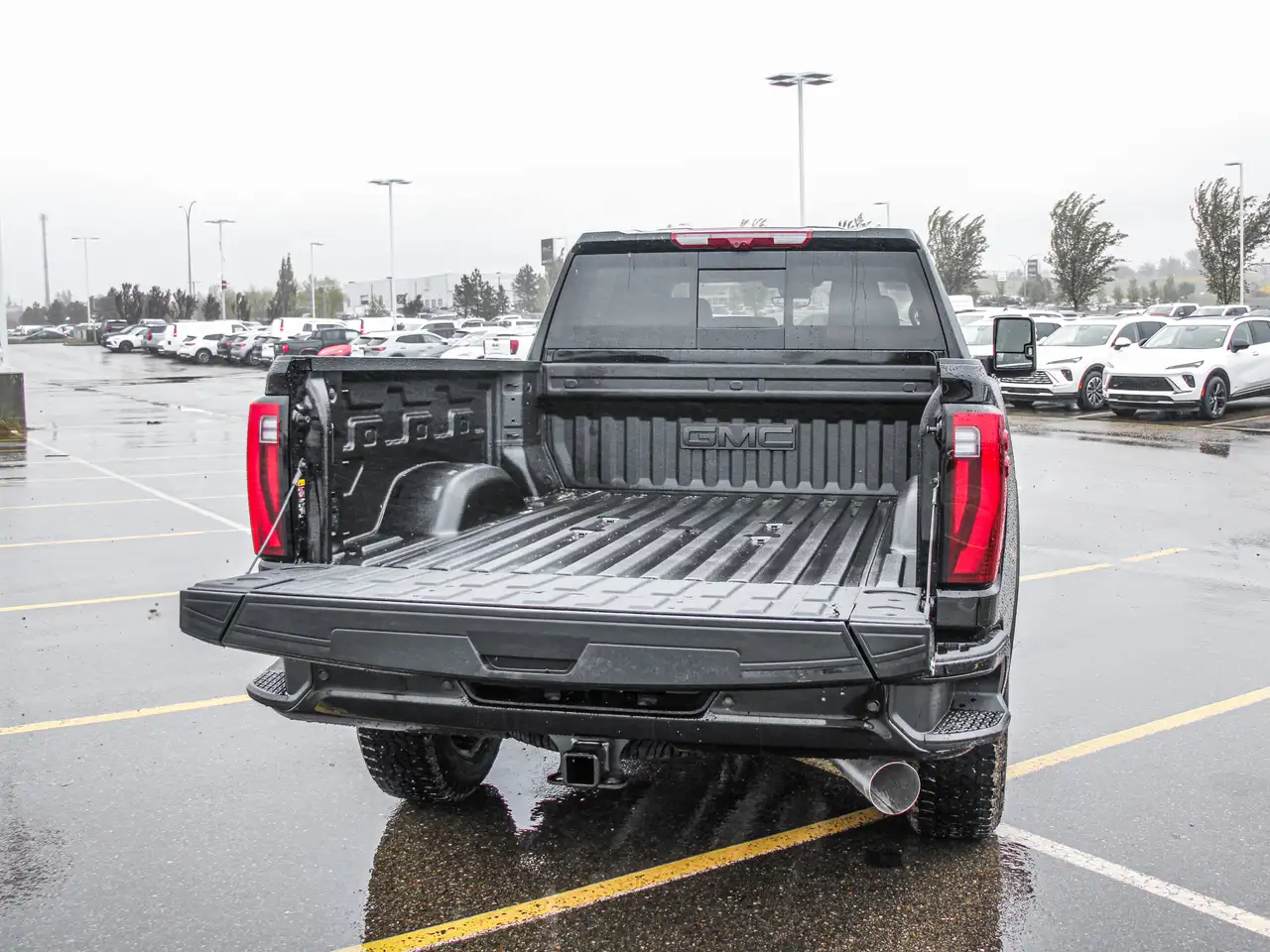 GMC Sierra 3500HD снимка GMC Sierra 3500HD