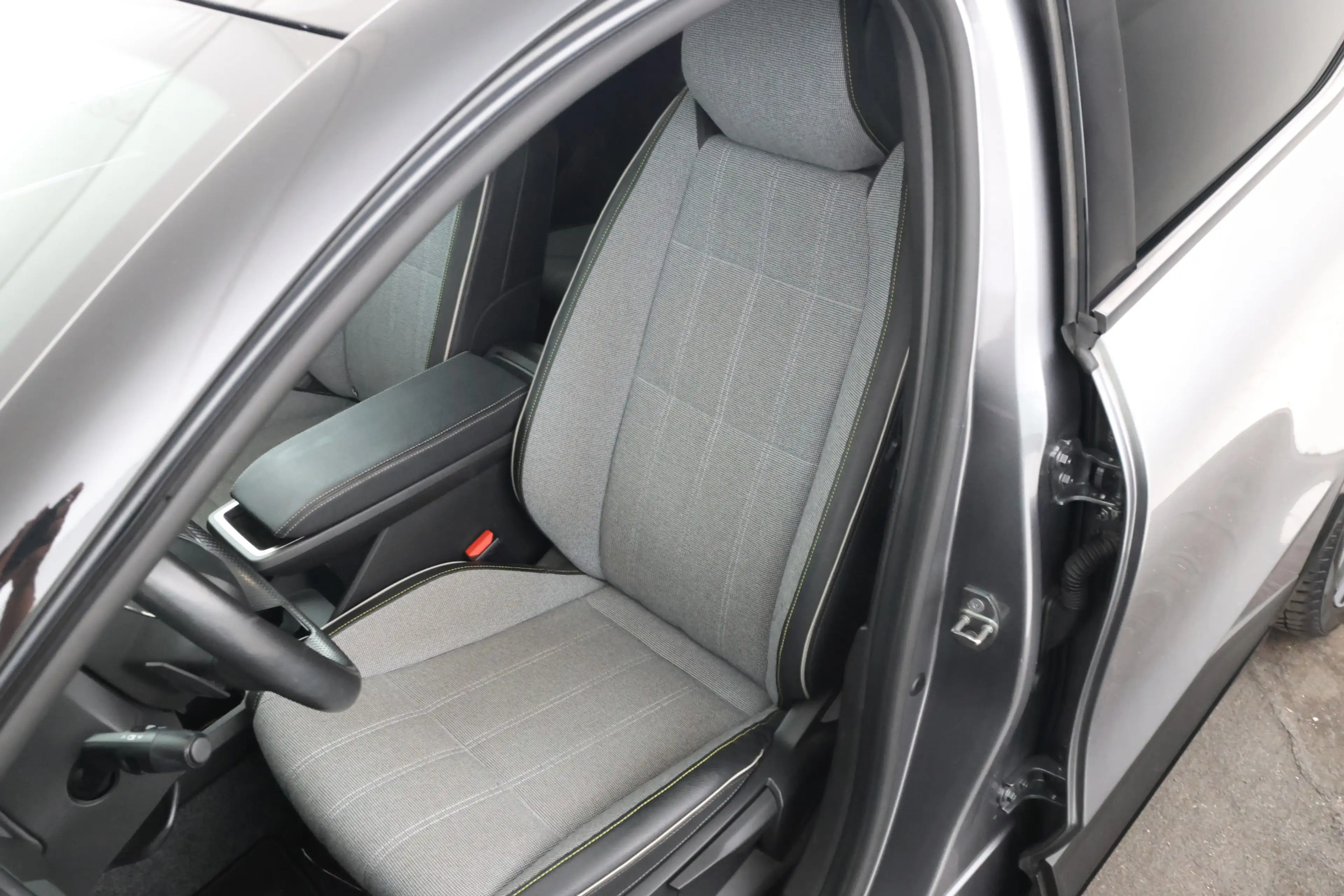 Renault Megane E-Tech EV60 Optimum Charge Techno Adaptive Cruise, Apple — photo 14
