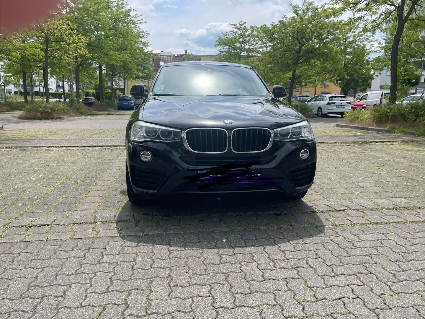 BMW X4 X4 xDrive20d Aut. xLine Schwarz - 2