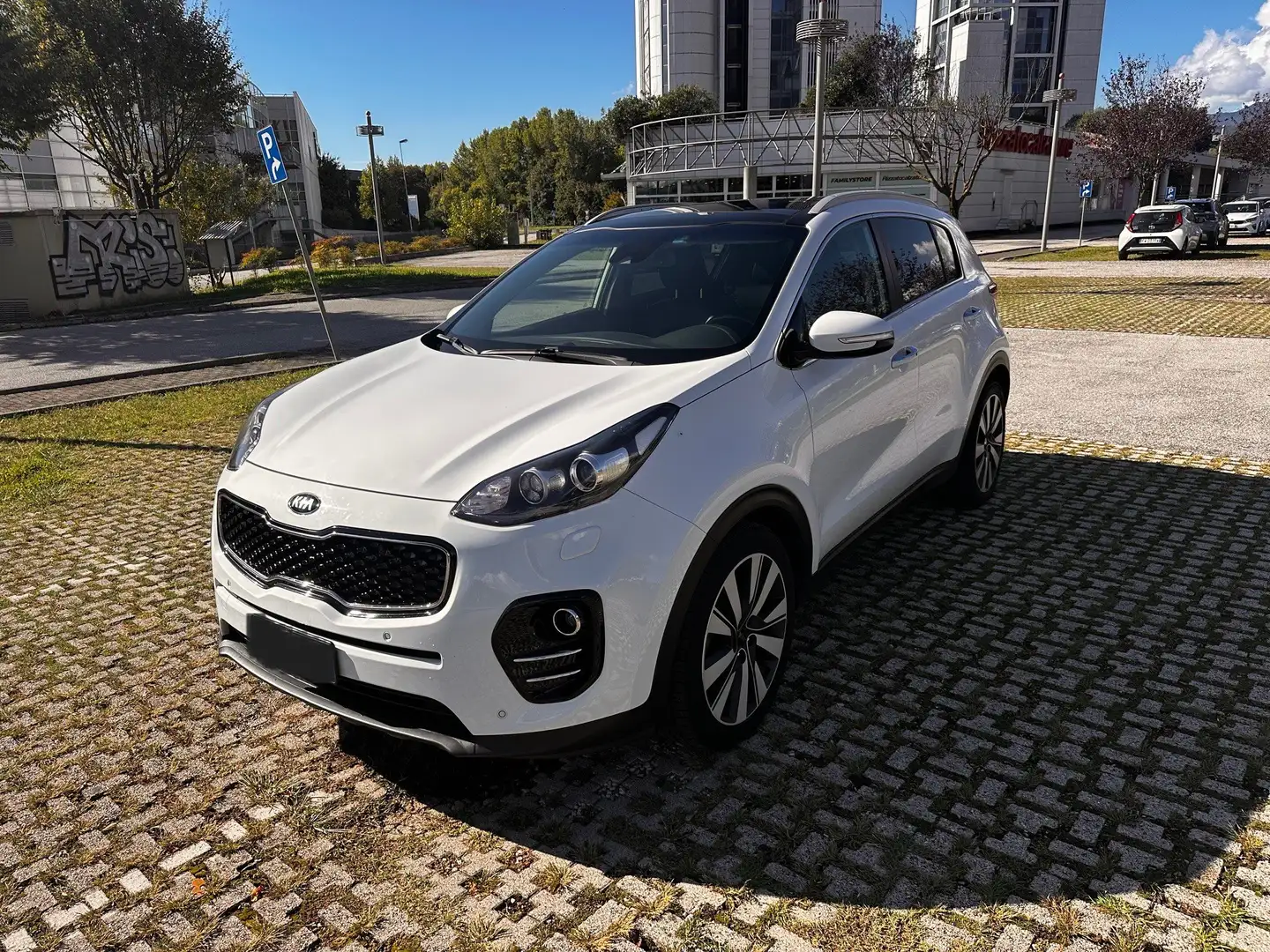 Kia Sportage Sportage IV 2016 1.7 crdi  Dynamics Blanc - 1