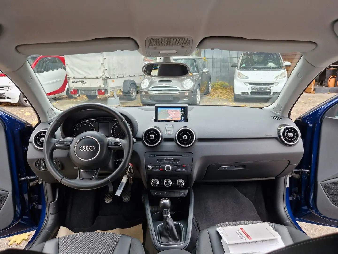 Audi A1 1.2TFSi 1.HAND KLiMA NAVi SiTZHEiZUNG PDC Blau - 2