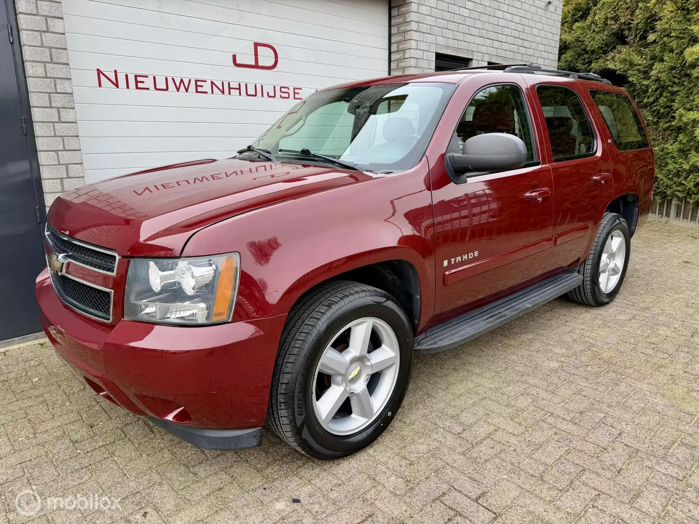 Chevrolet Tahoe 5.3 V8 LS Rot - 2