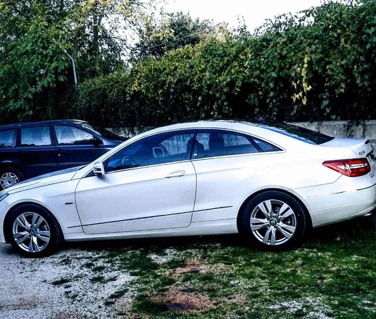Mercedes-Benz E 220 Coupe cdi  Avangarde Bianco - 1
