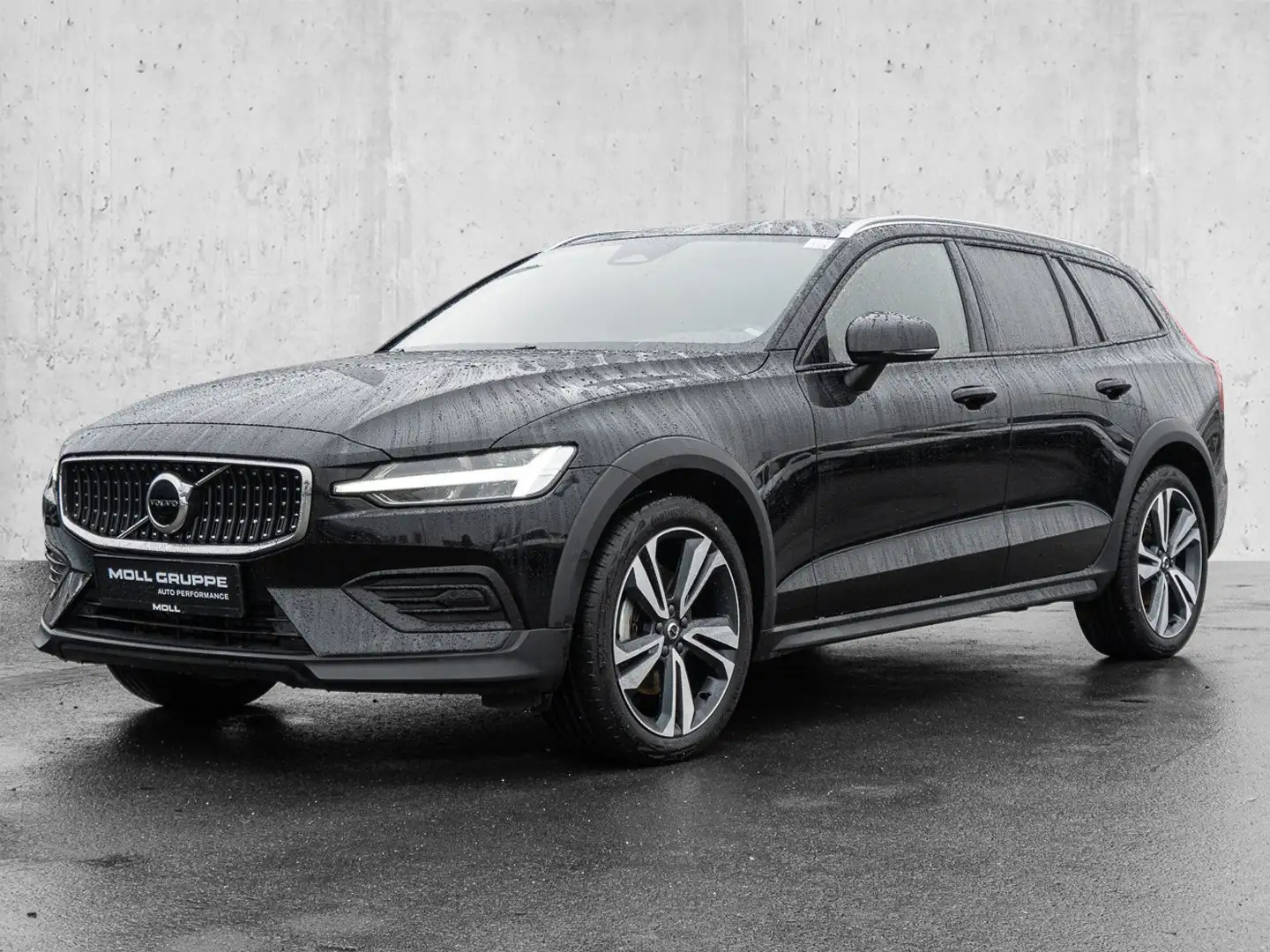 Volvo V60 Cross Country B4 AWD Plus LED 4xShz. Schwarz - 2