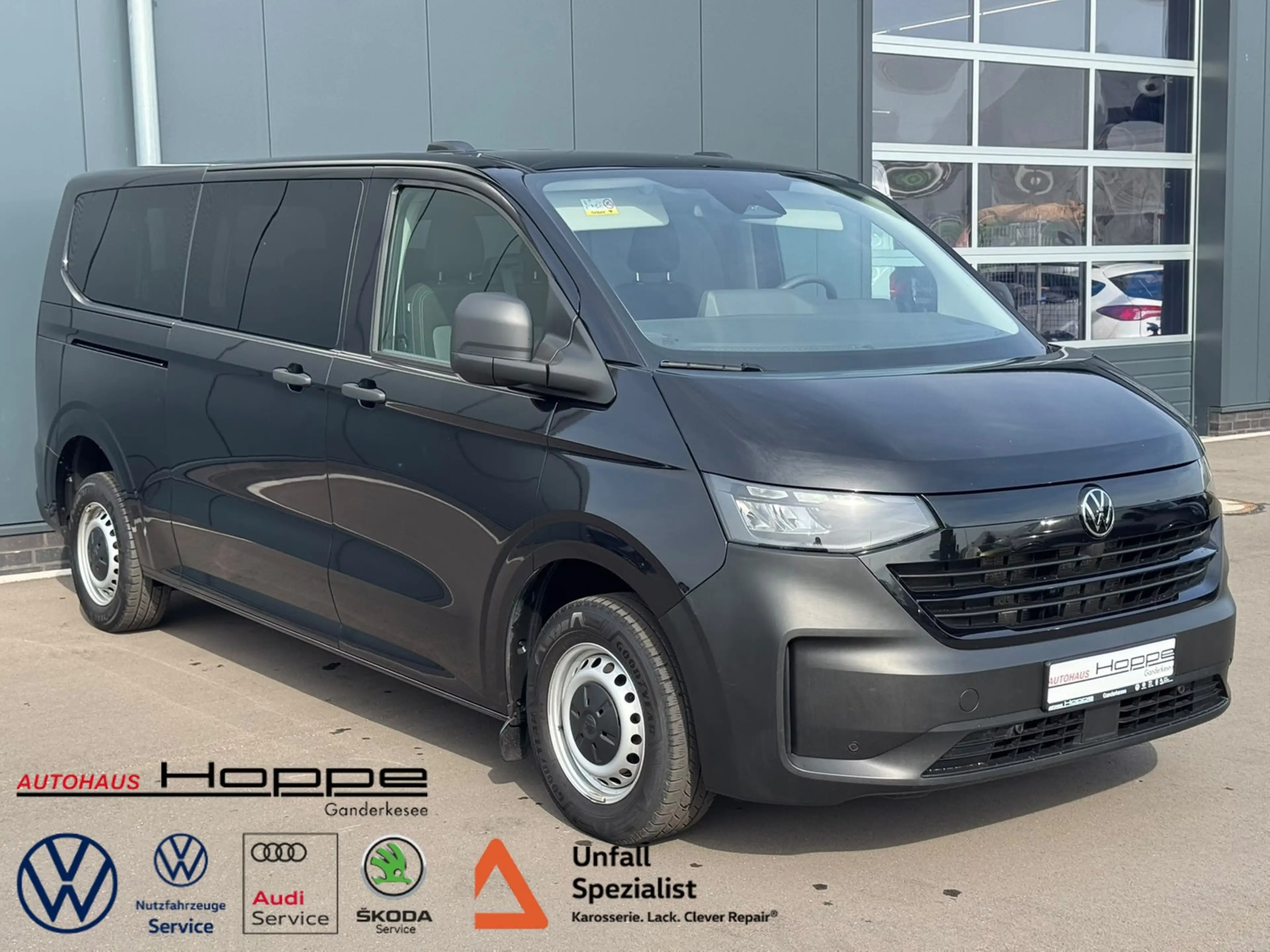 Volkswagen T7 Kombi LR 2.0TDI DSG 9 SITZE+AHK+KAMERA+LED+SHZ+