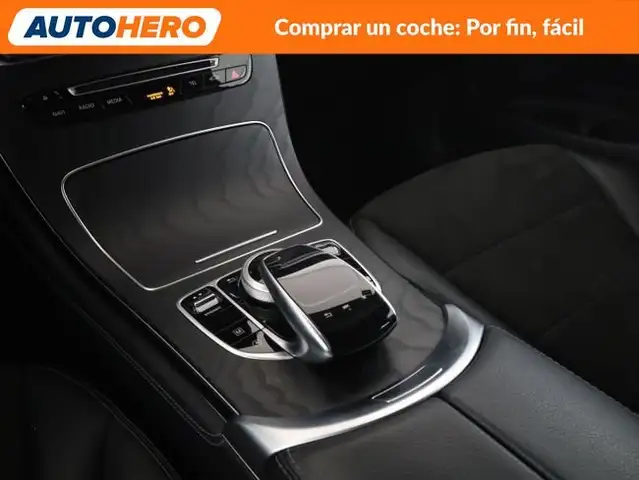 Mercedes-Benz GLC view 29
