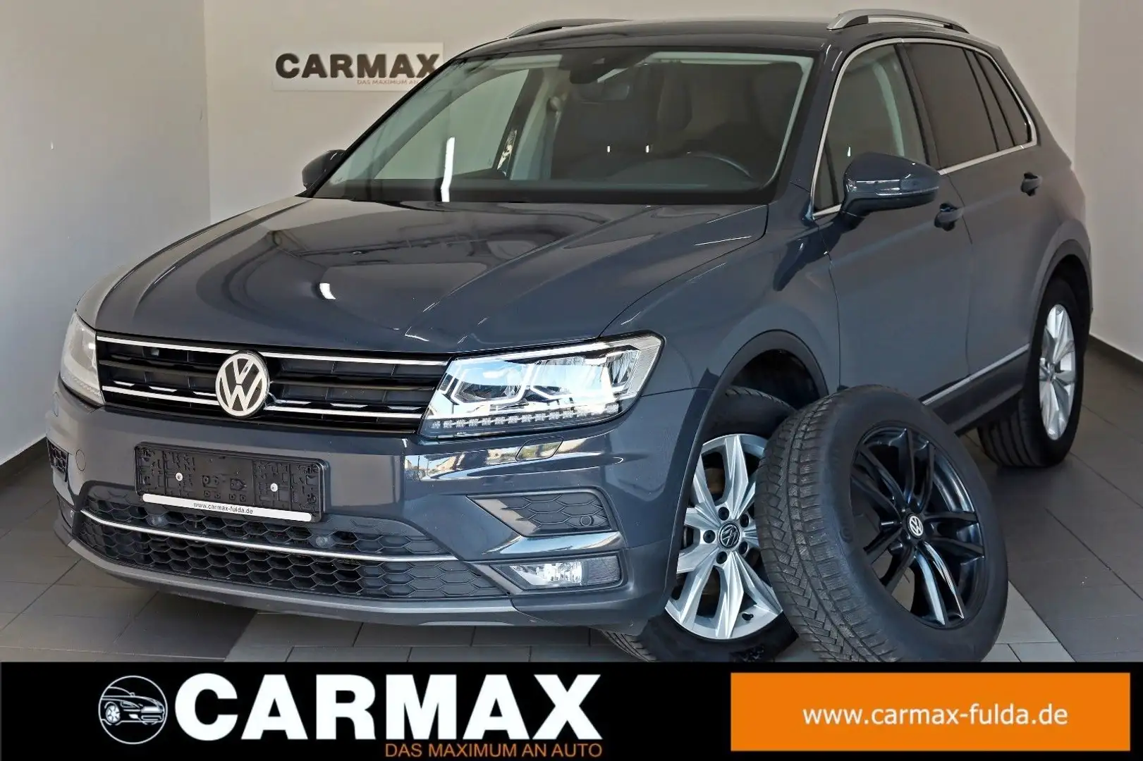 Volkswagen Tiguan Highline Alcantara,Navi,LED,ACC,SH,PDC Grau - 1