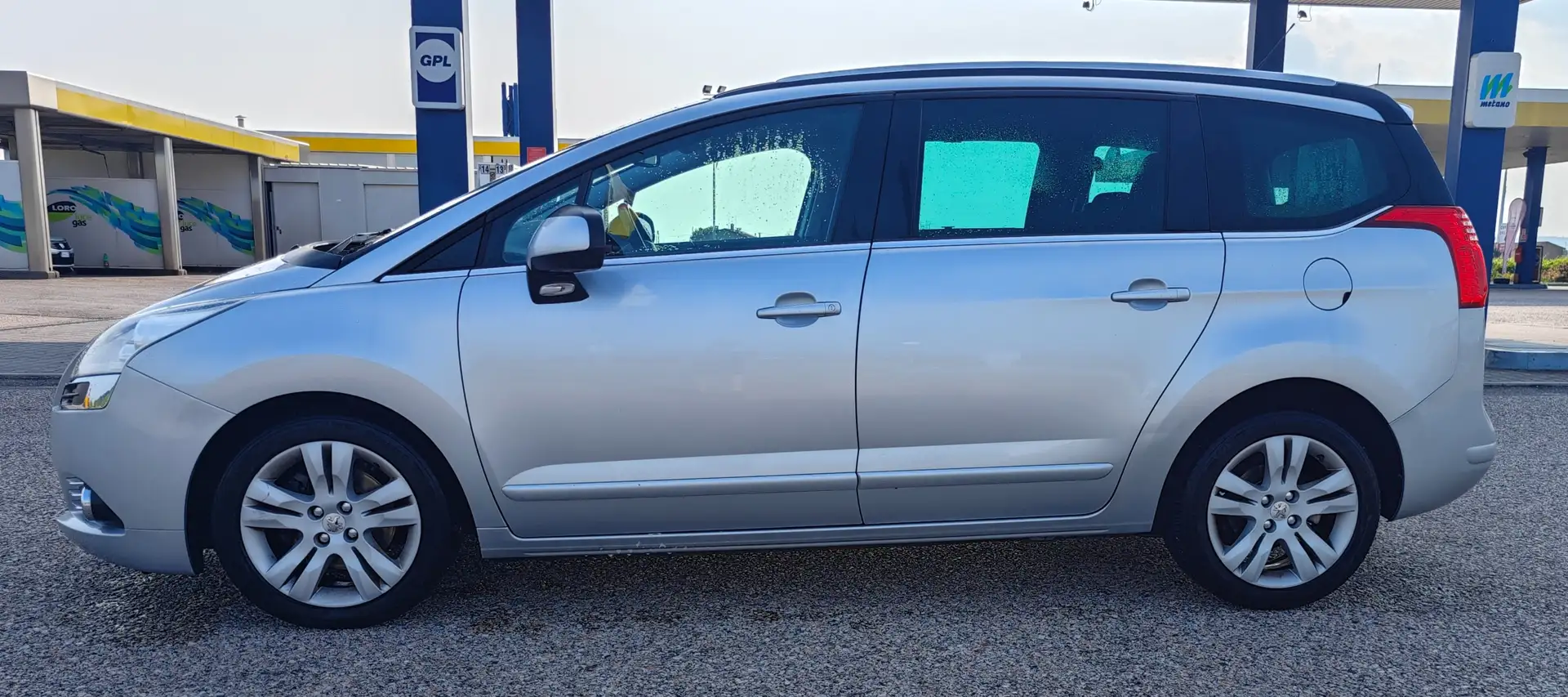Peugeot 5008 5008 2.0 hdi 16v Allure (feline) 150cv Argent - 2