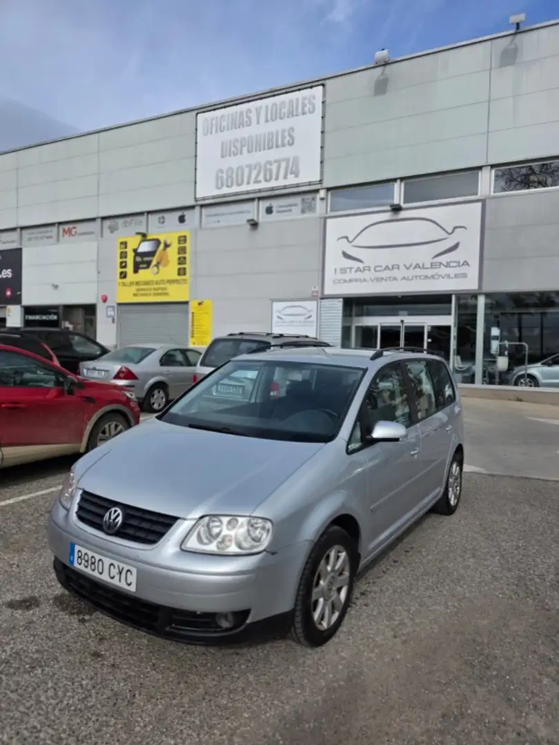 Volkswagen Touran 2.0TDI Trendline Grau - 1