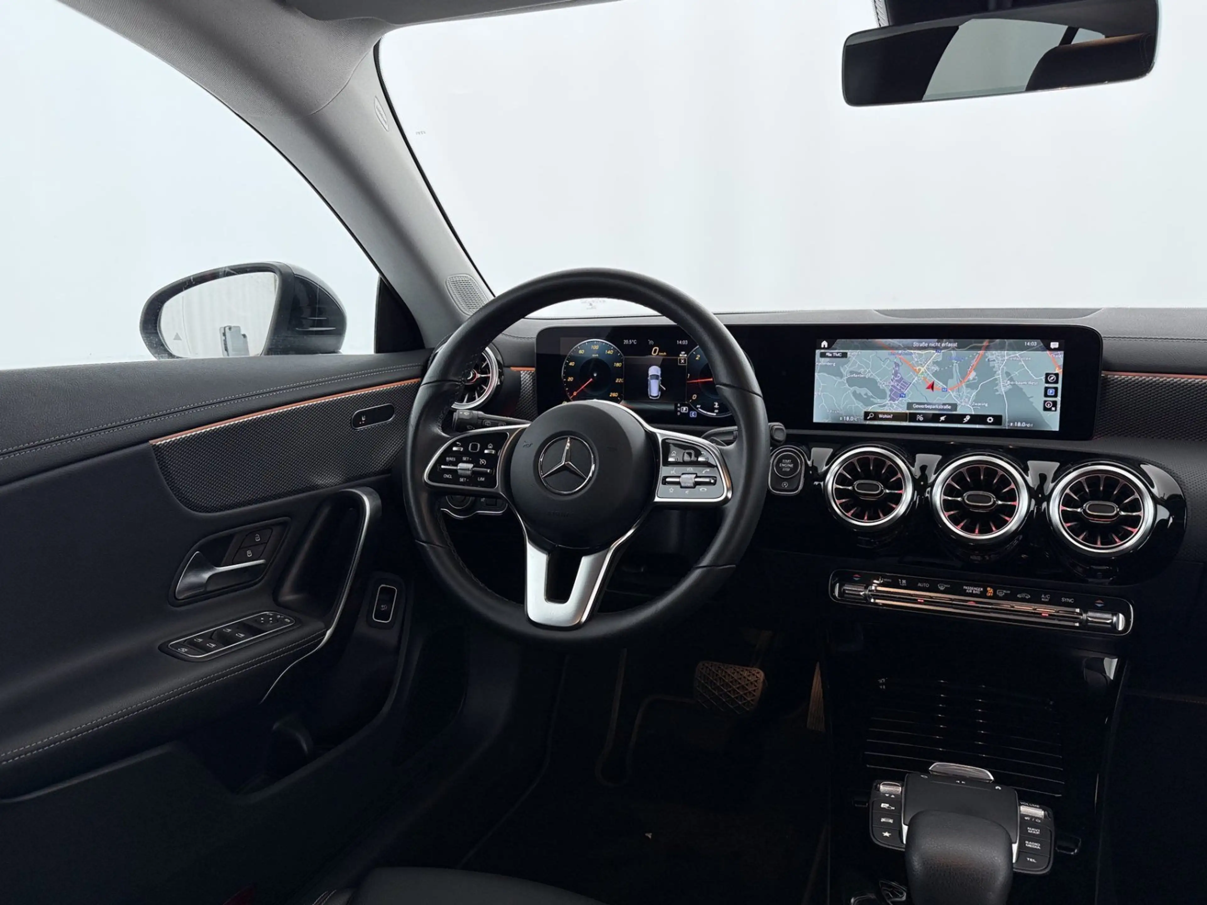 Mercedes-Benz CLA 220 d SB Progressive Aut LED AHK LEDER NAVI — photo 14