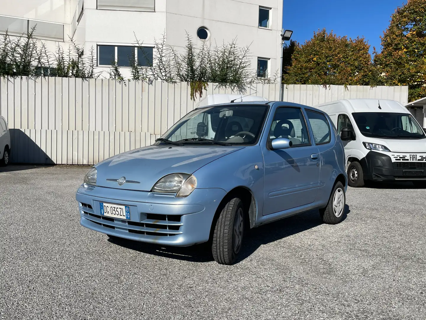 Fiat 600 1.1 Active 54CV / IDEALE PER NEOPATENTATI Bleu - 2