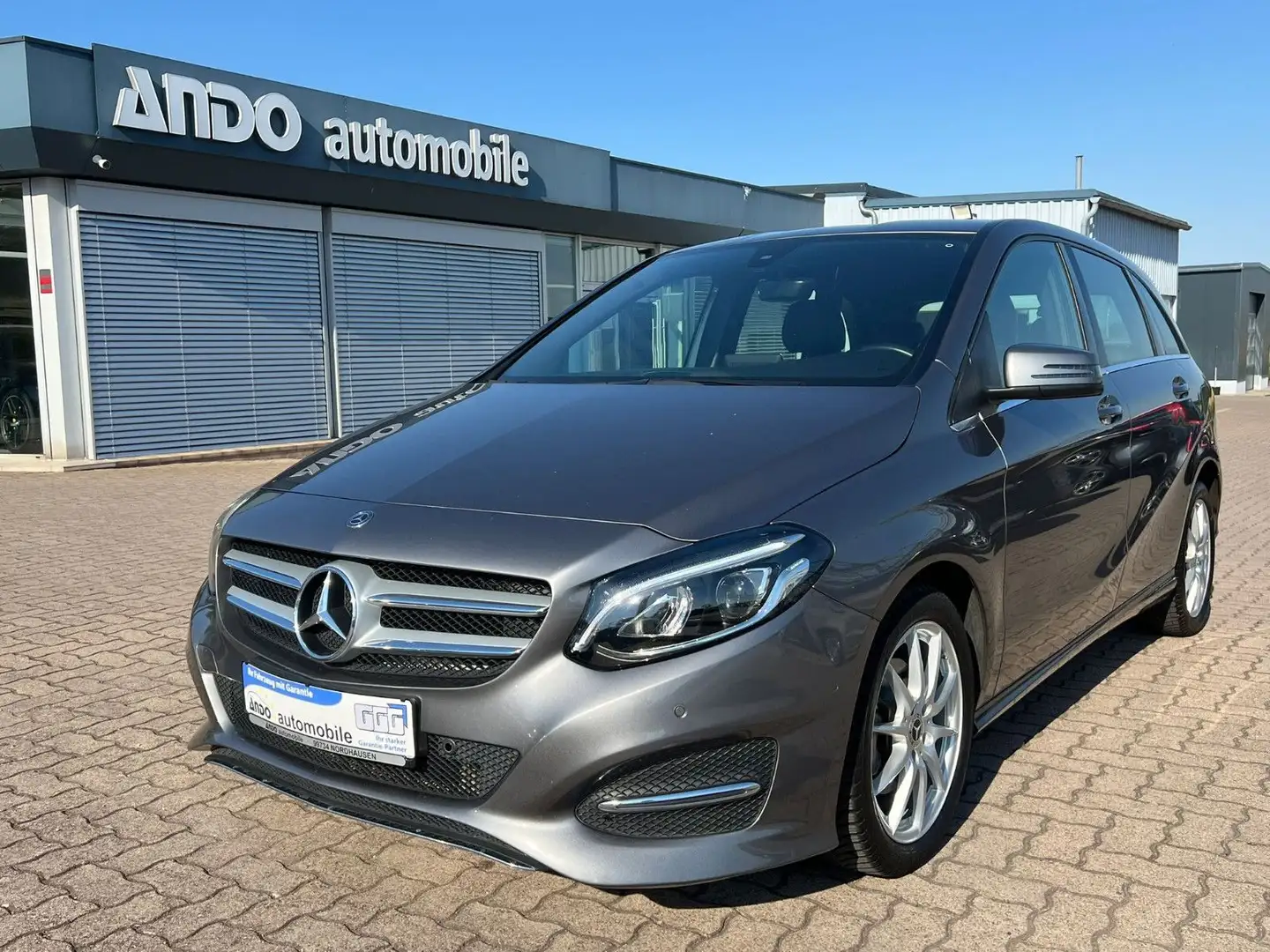 Mercedes-Benz B 180 Urban Style Edition LED/Ambiente/Kamera Grigio - 1