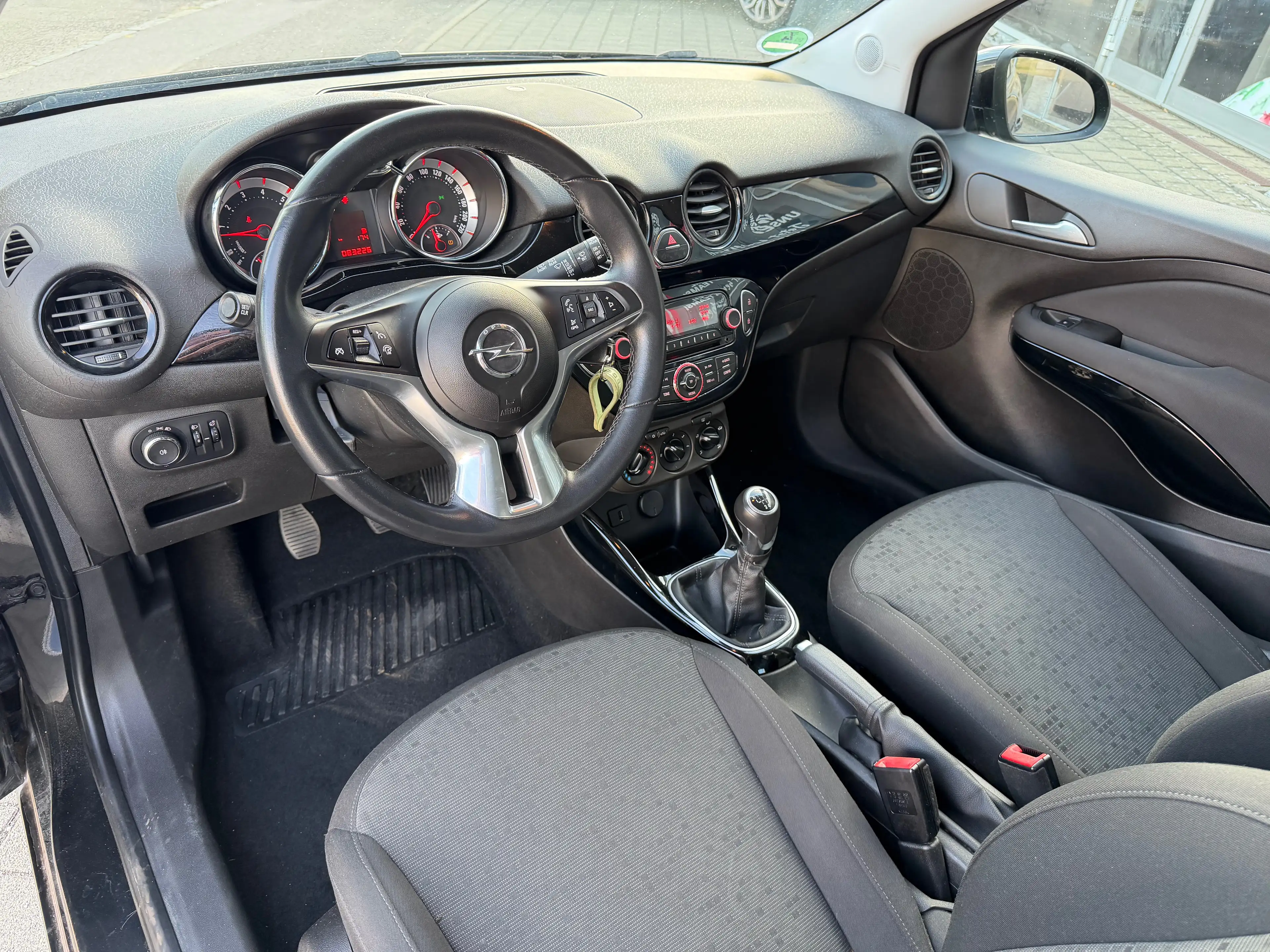 Opel Adam Adam 1.2 Start/Stop Gepflegt Tüv Neu. — photo 10