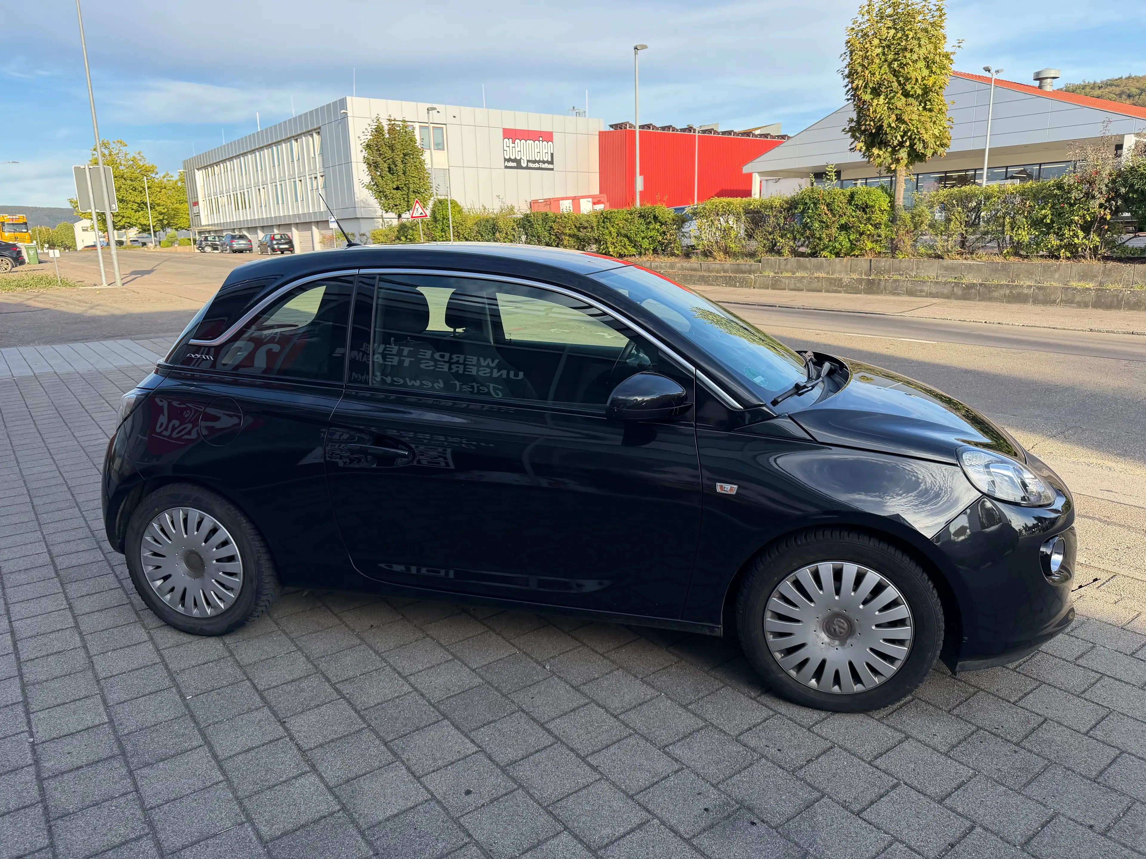 Opel Adam Adam 1.2 Start/Stop Gepflegt Tüv Neu. — photo 3