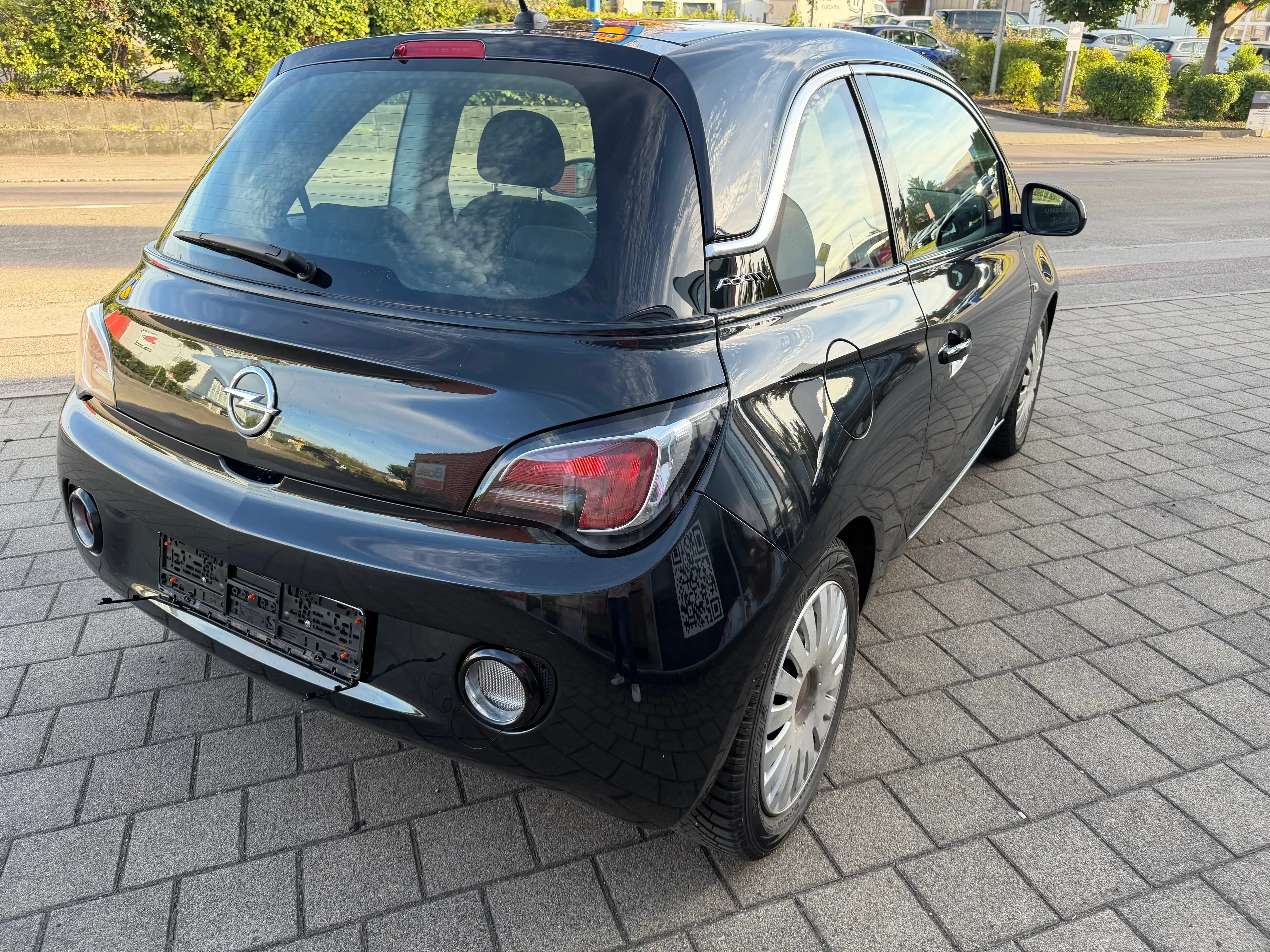 Opel Adam Adam 1.2 Start/Stop Gepflegt Tüv Neu. — photo 4