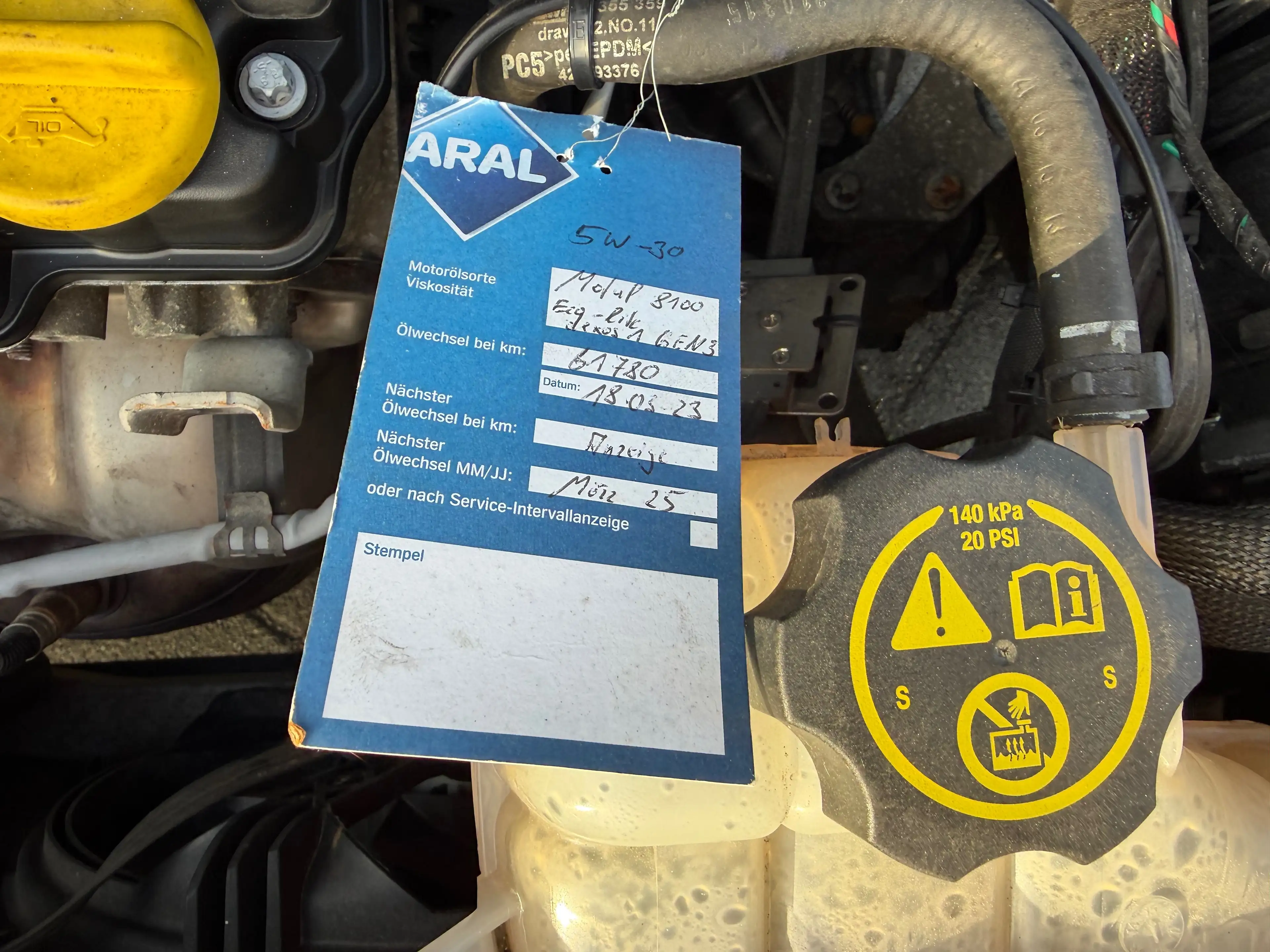 Opel Adam Adam 1.2 Start/Stop Gepflegt Tüv Neu. — photo 14