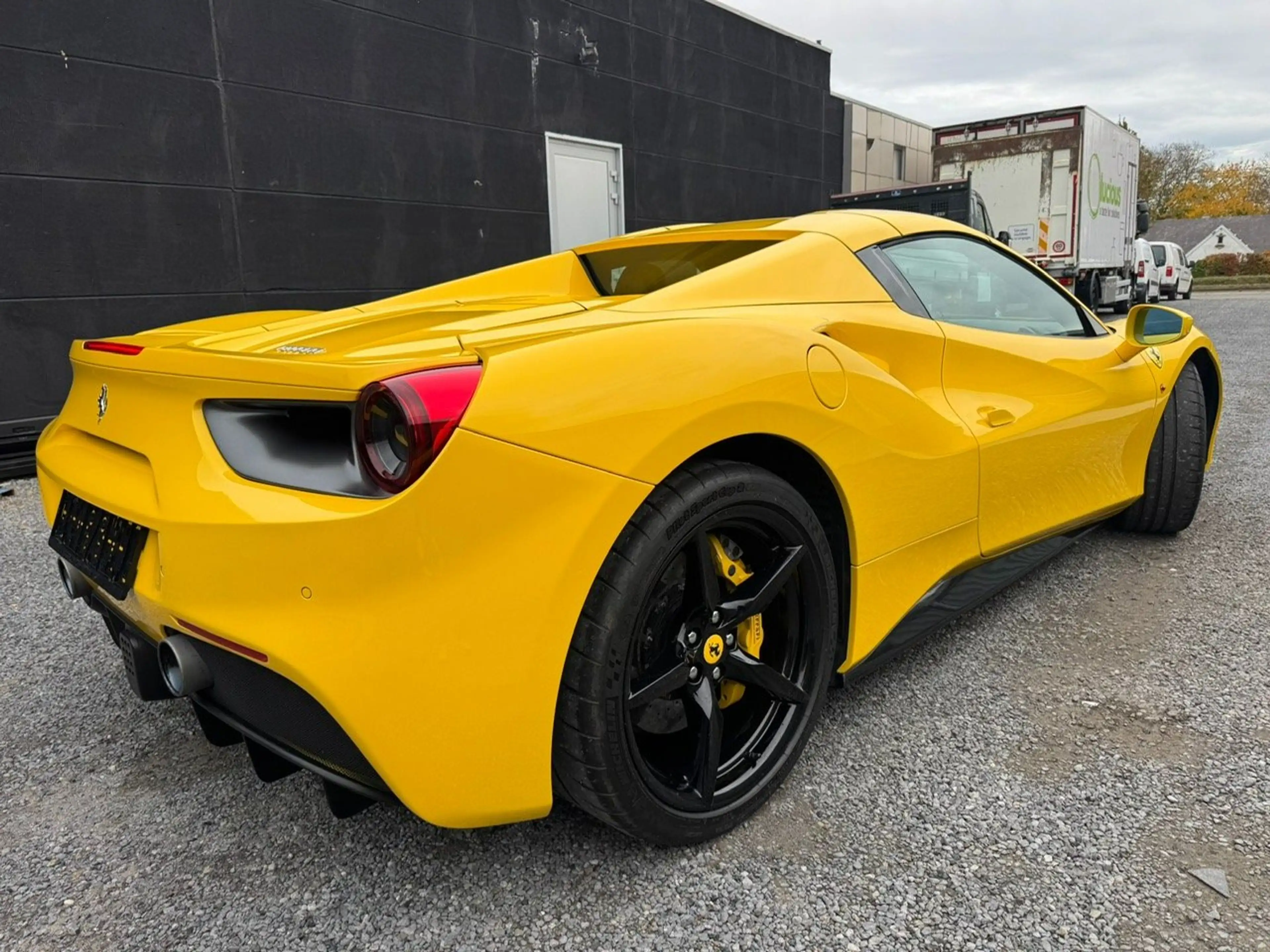Ferrari 488 Spider *NEW GEARBOX* — photo 4
