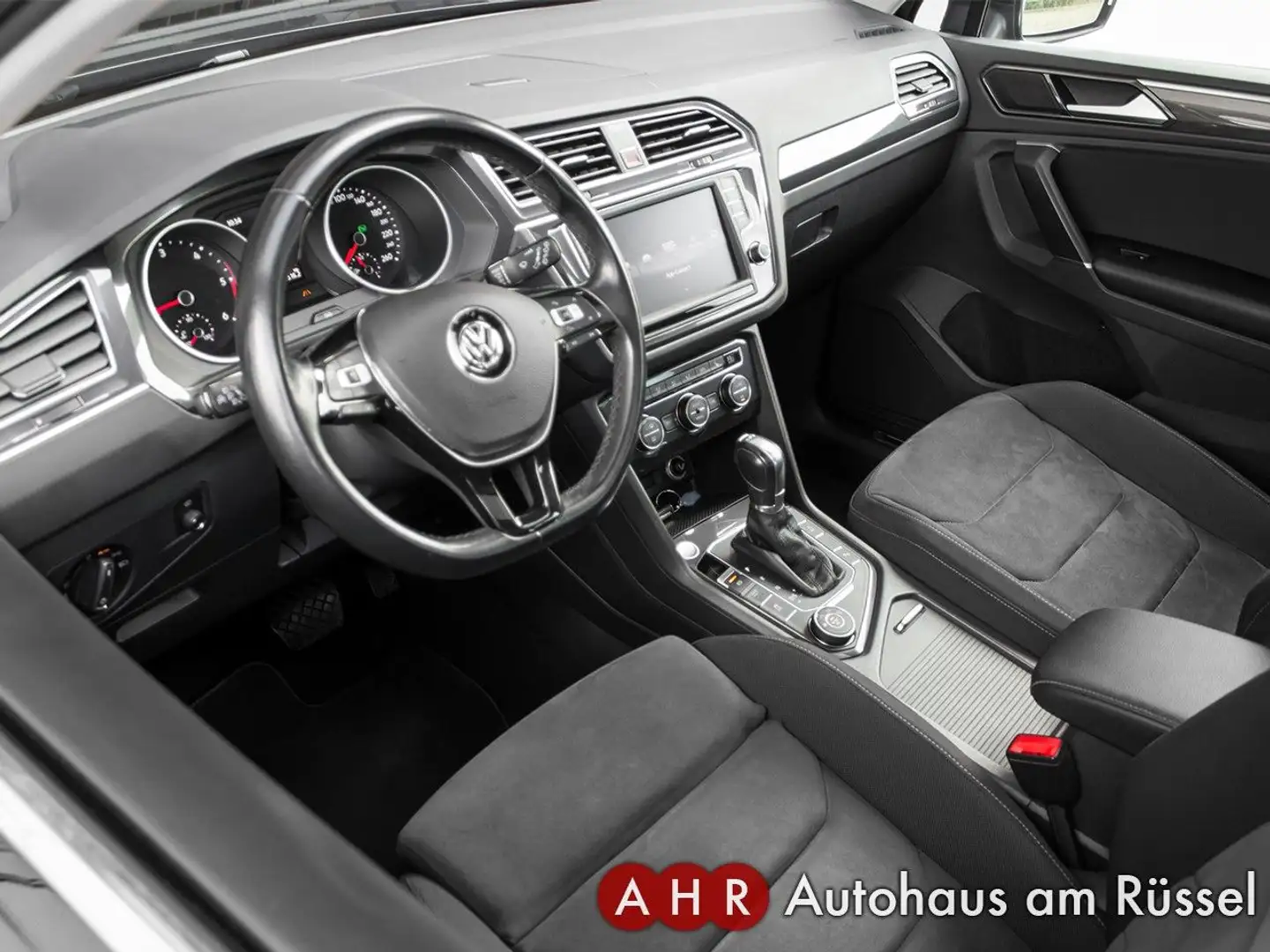 Volkswagen Tiguan Highline TDI 4Motion *Navi*HUD*LED*Pano* Noir - 2