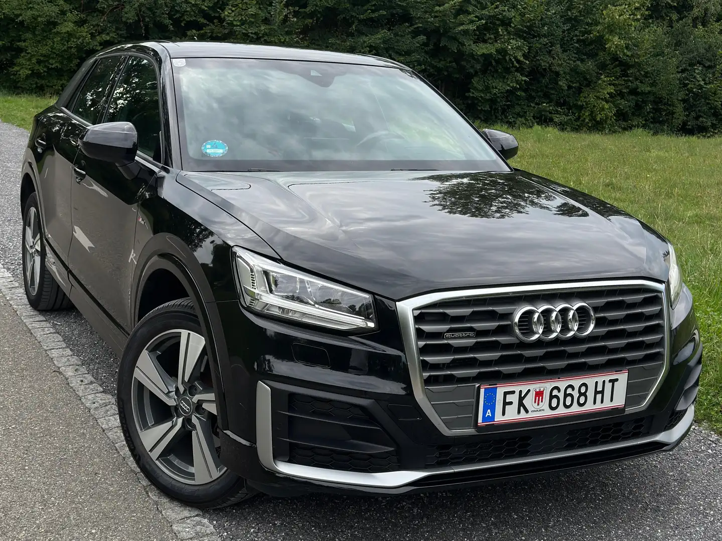 Audi Q2 Q2 2,0 TDI quattro S-tronic Schwarz - 1