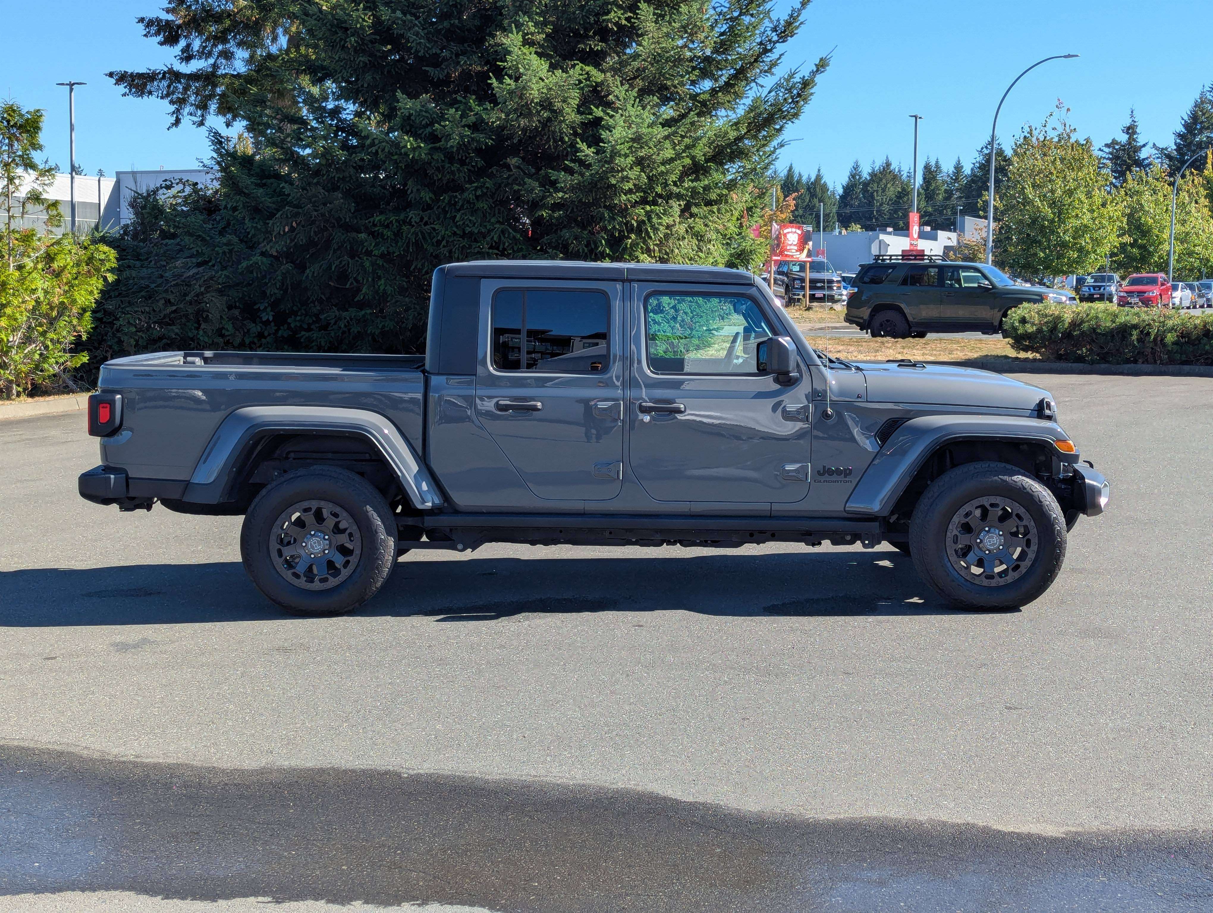 2023 Jeep Gladiator