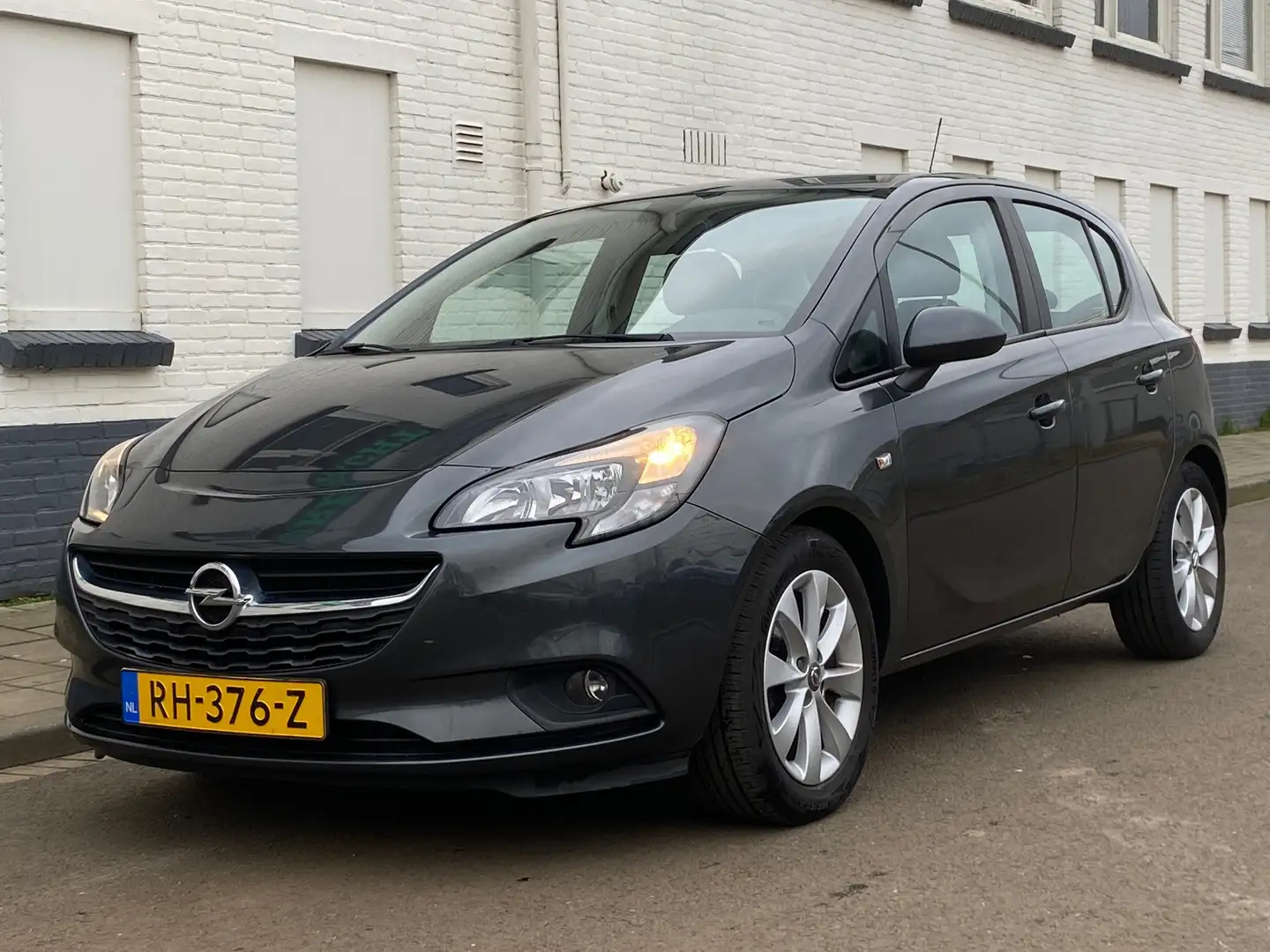 Opel Corsa 1.4 Favourite|5drs|Navi|PDC|Cruise|Airco|Elektr.pa Grijs - 2