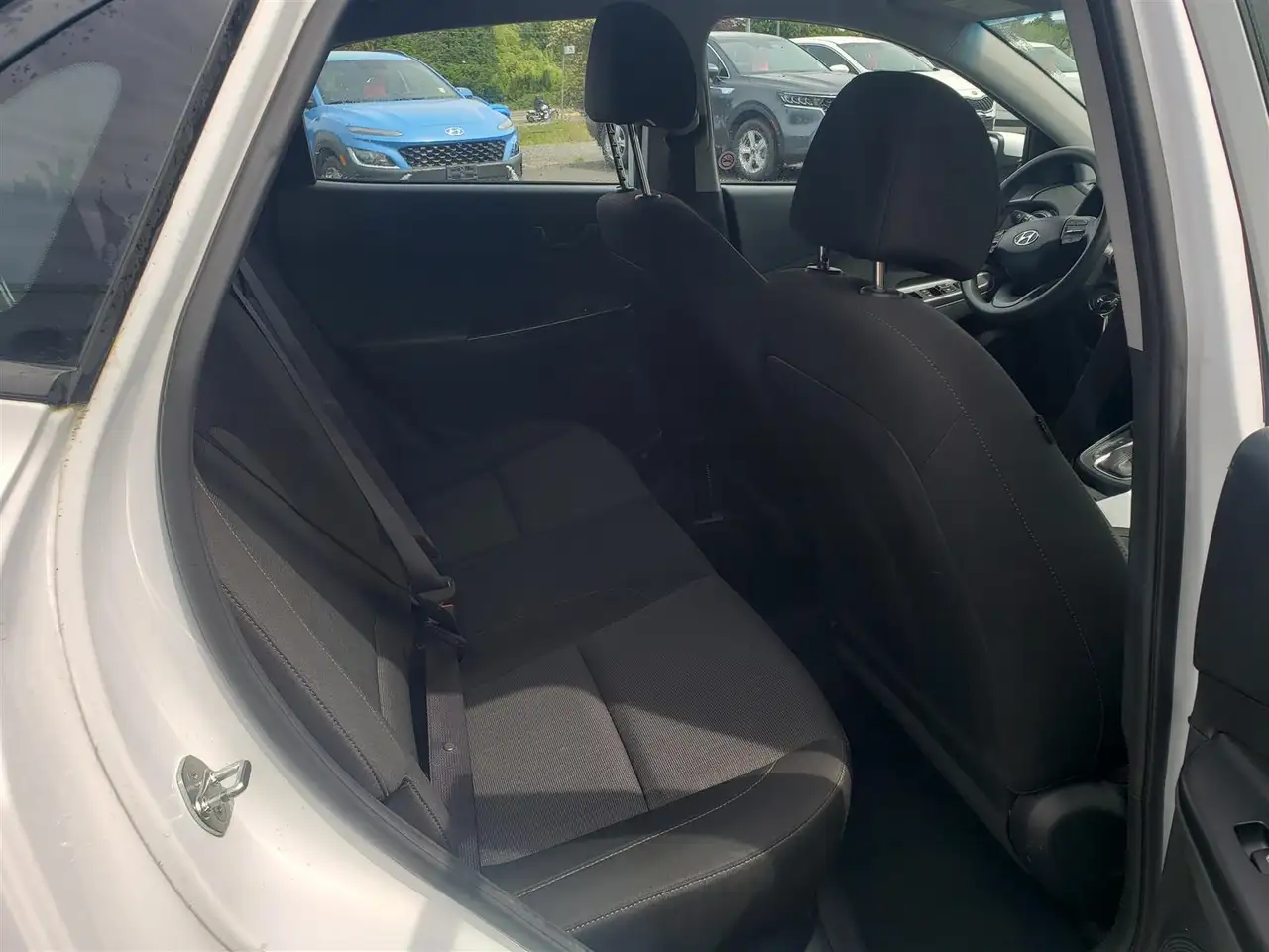 Hyundai KONA снимка Hyundai KONA