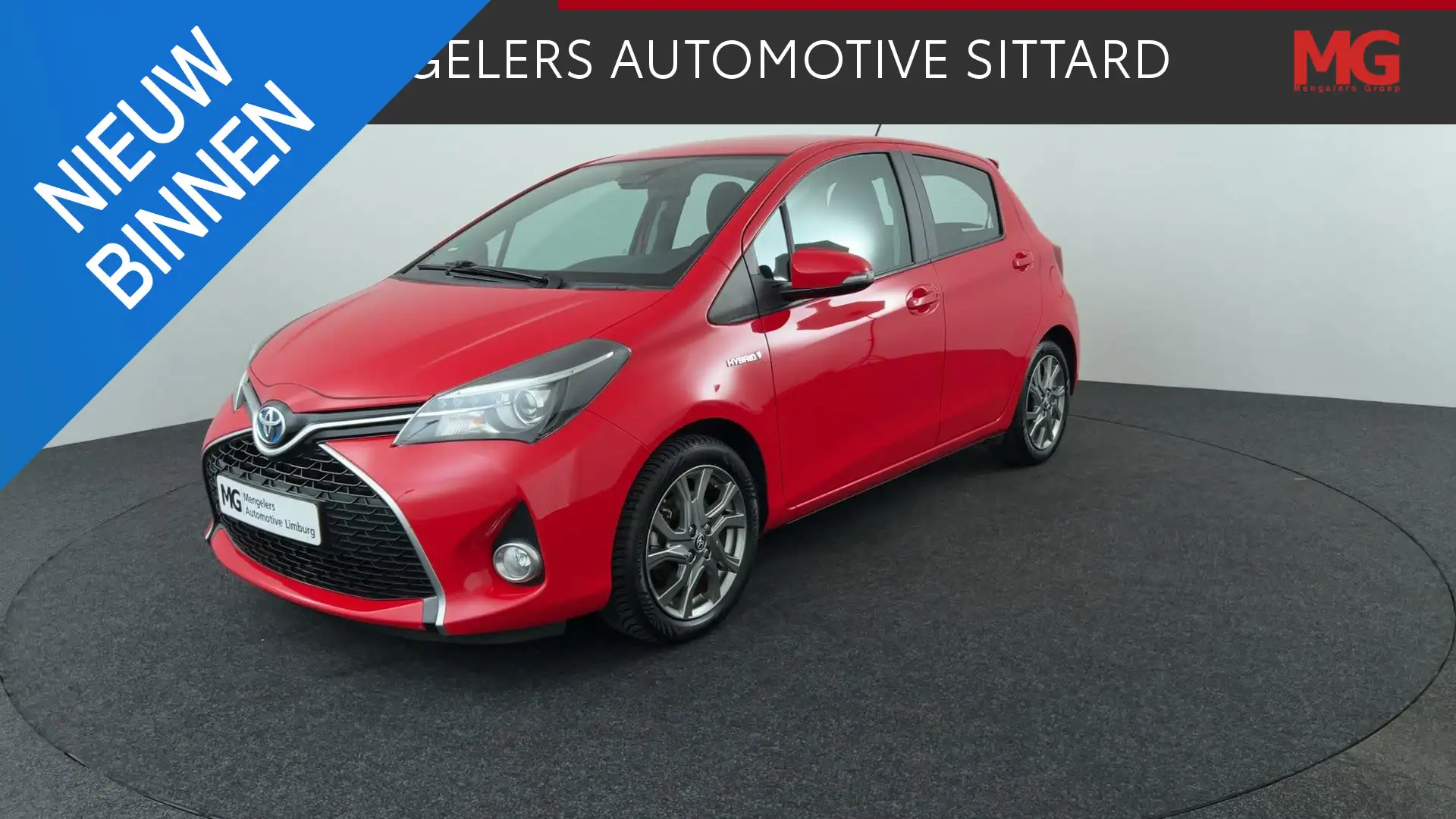Toyota Yaris 1.5 Hybrid Dynamic Rood - 1