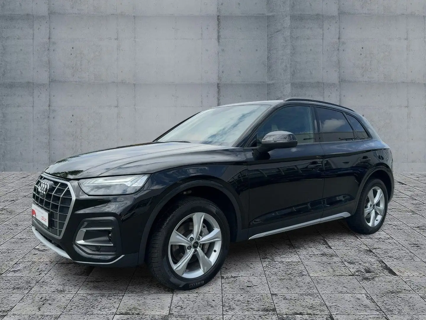 Audi Q5 45 TFSI QU S-TR MATRIX+NAVI+RFK+ACC+AHK+PANO Schwarz - 2
