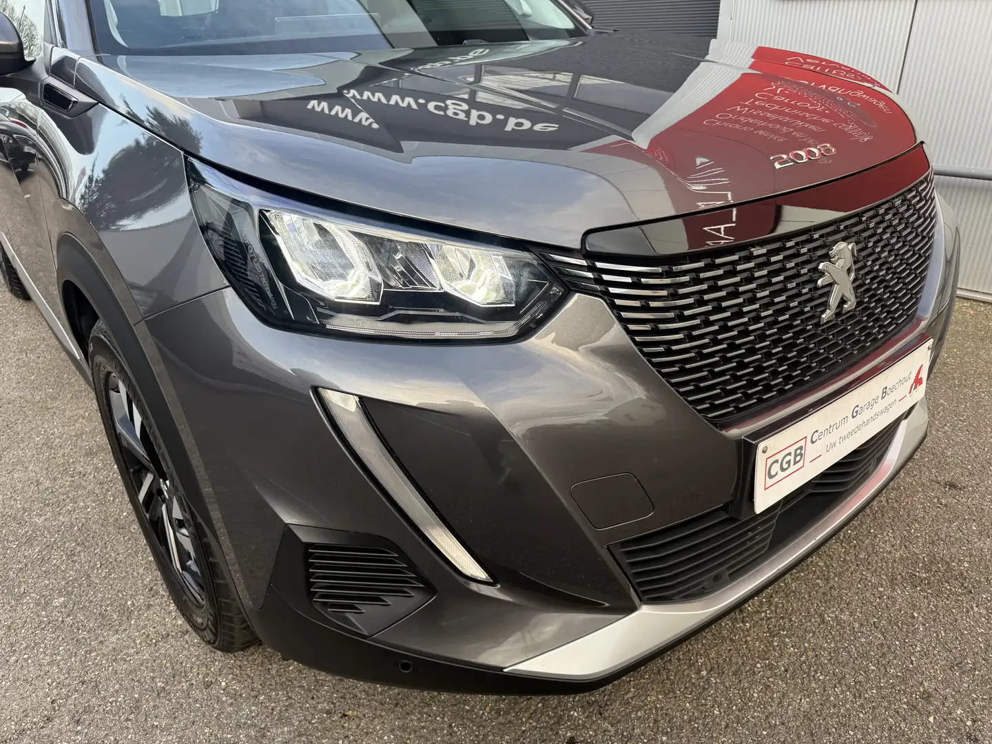 Peugeot 2008 1.2 PureTech 130 pk Allure Pack MAN 6 Gris - 2