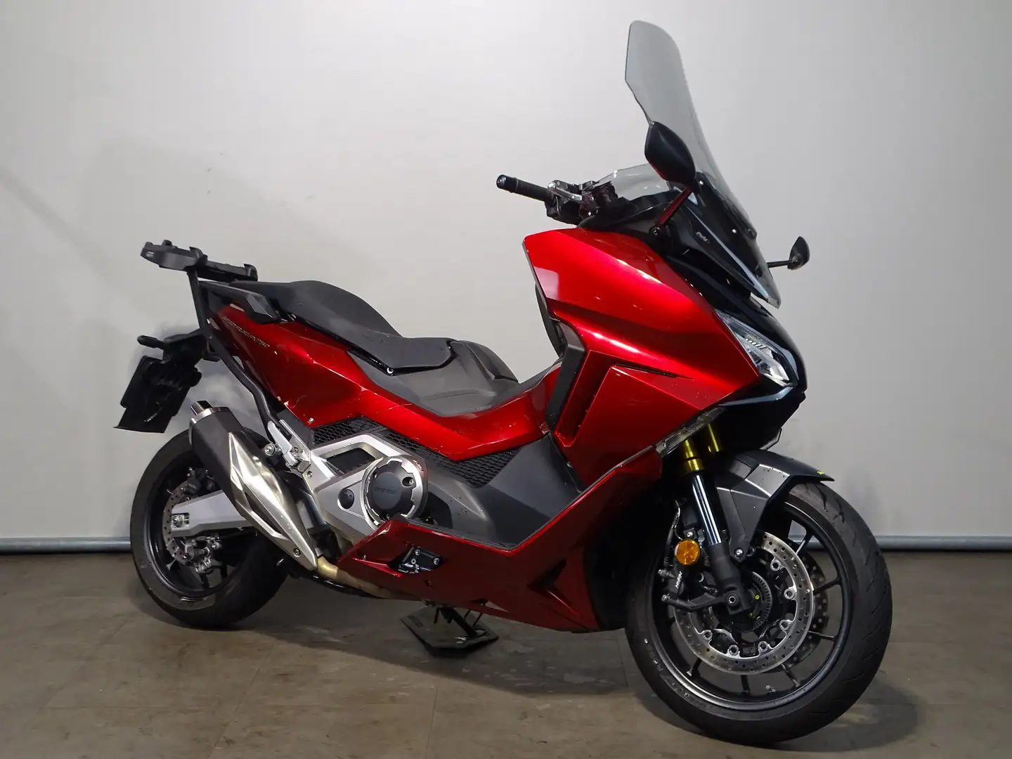 Honda Forza 750 NSS Rouge - 2