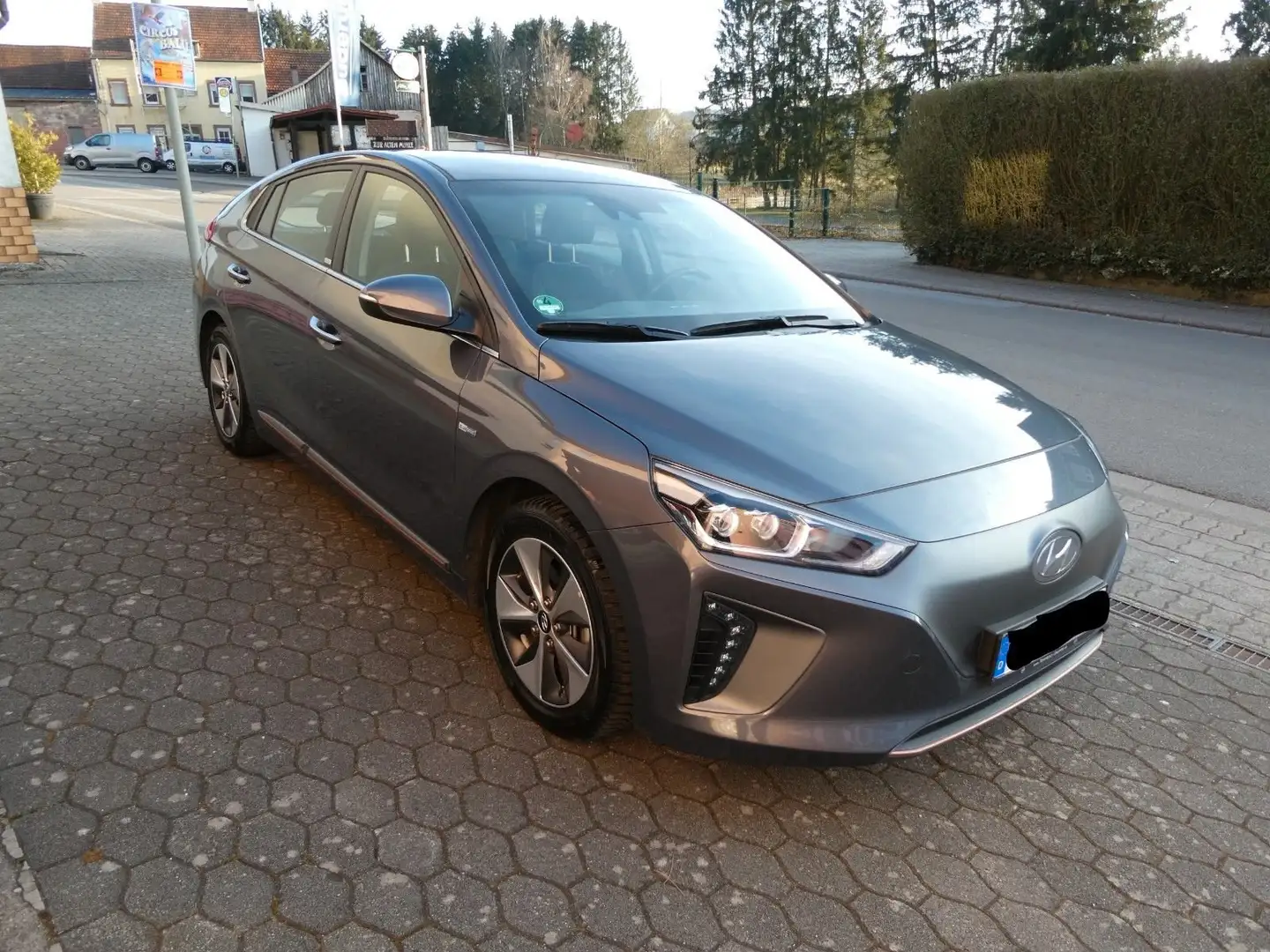 Hyundai IONIQ IONIQ+Elektro+Style Grau - 1