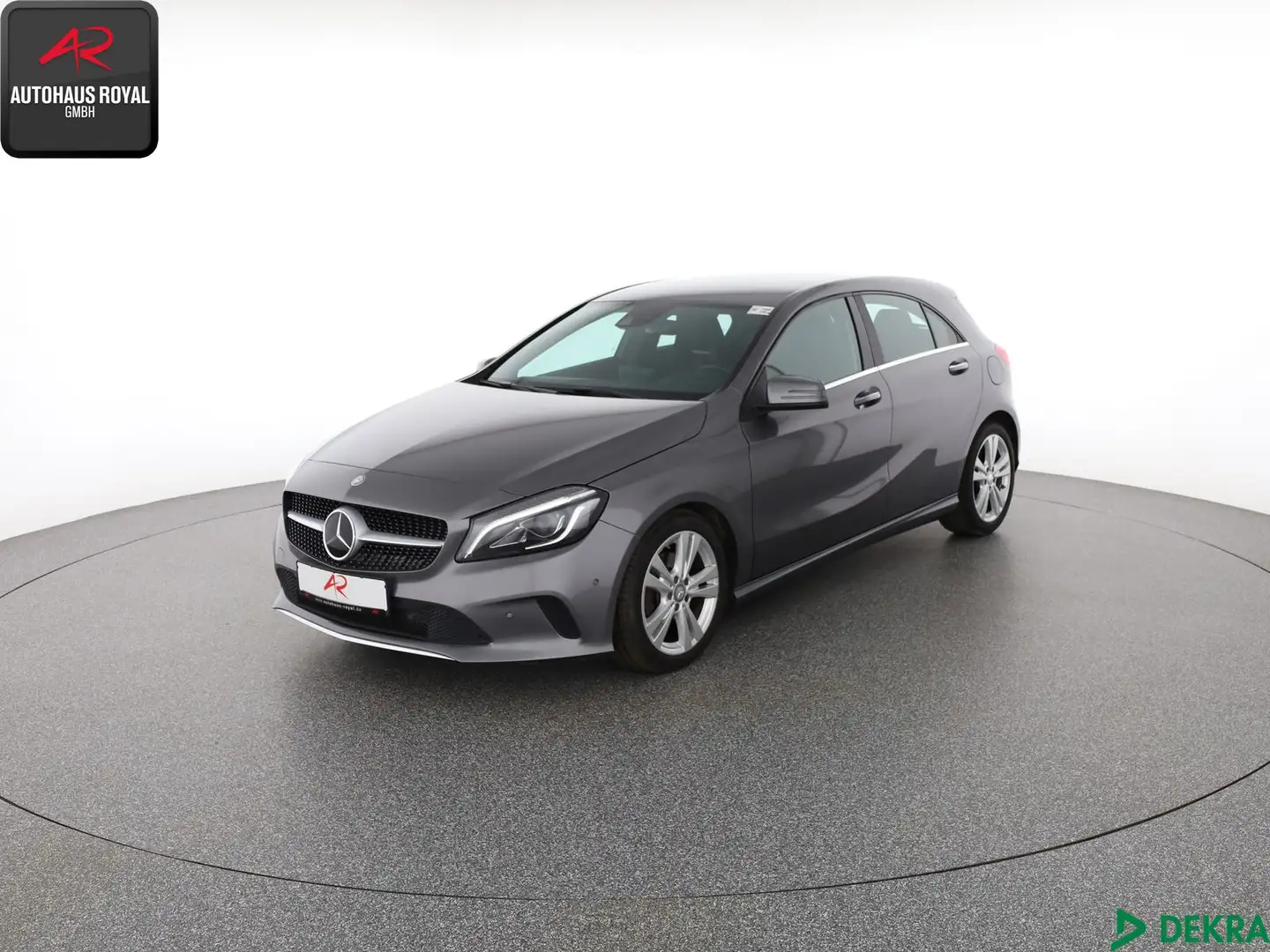 Mercedes-Benz A 160 A 160 URBAN MEMORY,KEYLESS,HARMAN/K,KAMERA,SH Gris - 1