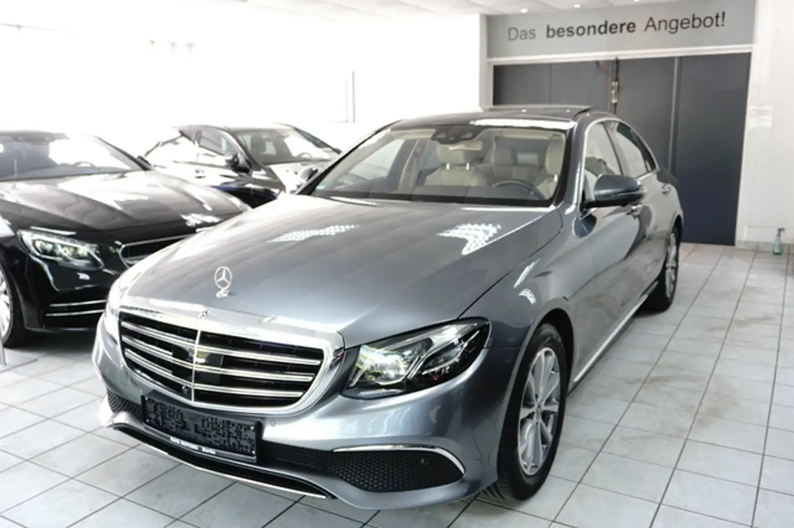 Mercedes-Benz E 250 9G DISTR.+ BURMES WIDE PANO MULTIBEAM 360° Grau - 2