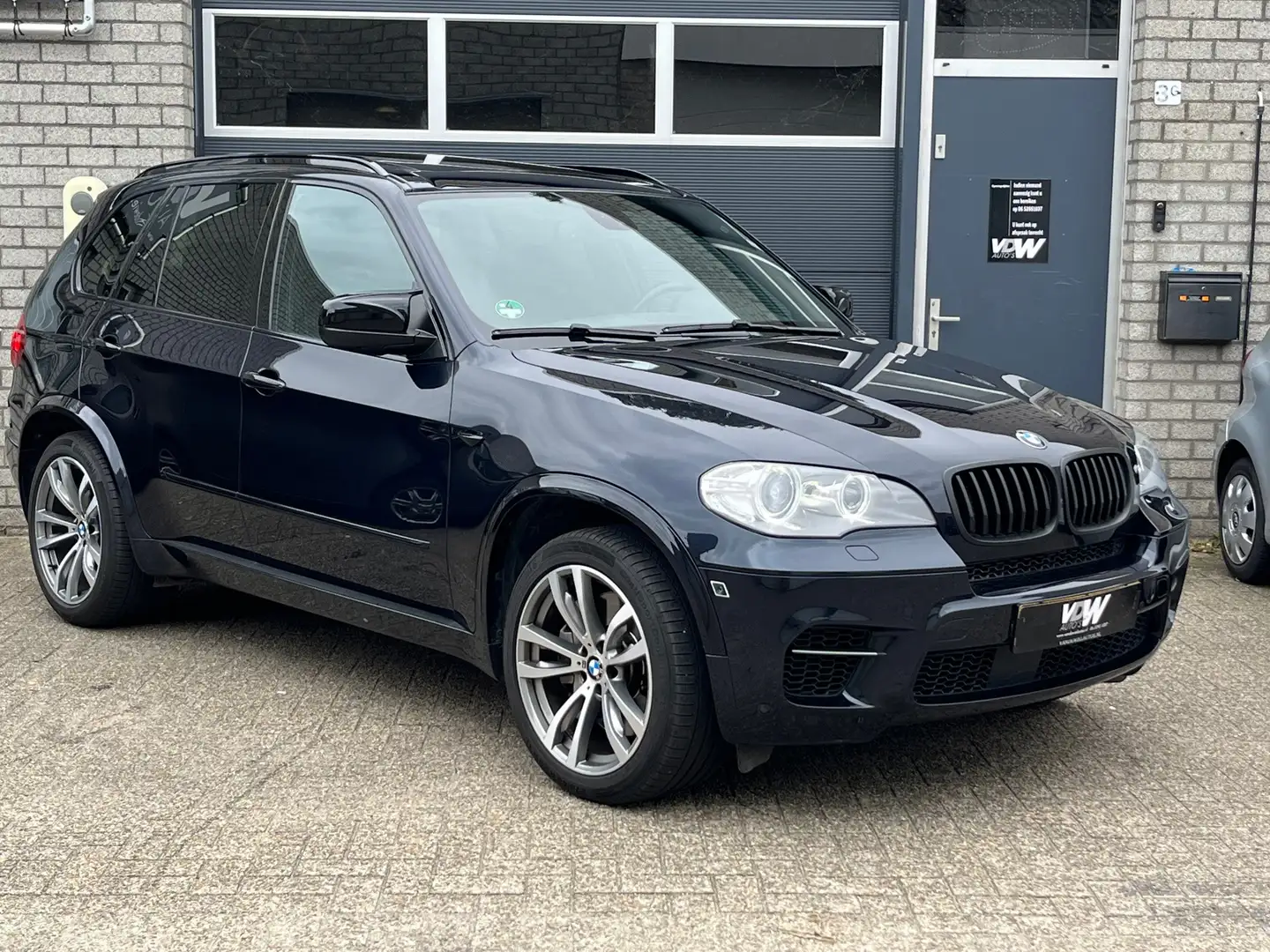 BMW X5 M50d VOLL !! opties Pano stoelairco soft cl trekha Noir - 2
