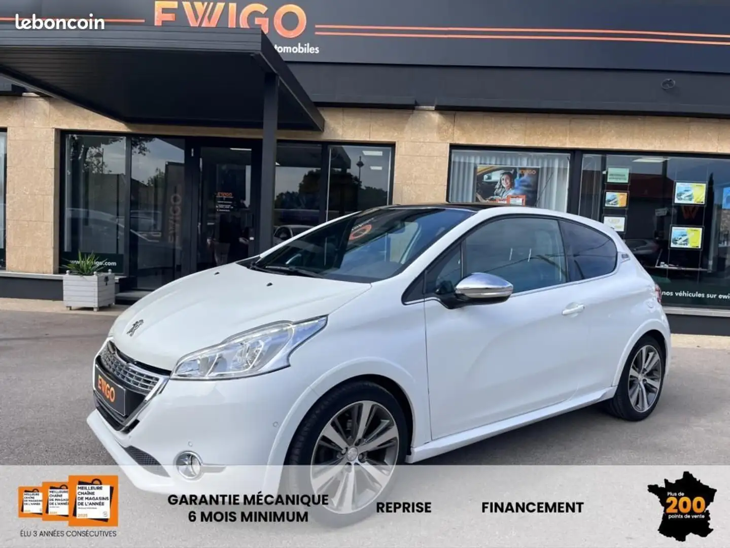 Peugeot 208 1.6 E-HDI 115CH XY 3P Blanc - 1