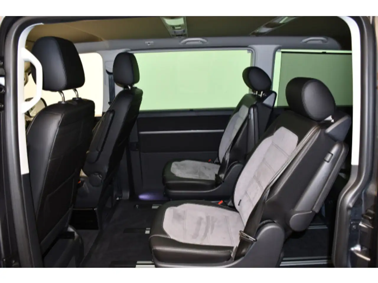 Volkswagen T6.1 Multivan 2.0 TDI DSG Generation Six Rückfah 9