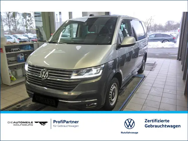 Volkswagen T6.1 Multivan 2.0 TDI DSG Generation Six Rückfah