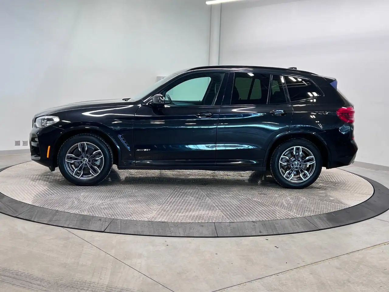 BMW X3 снимка BMW X3