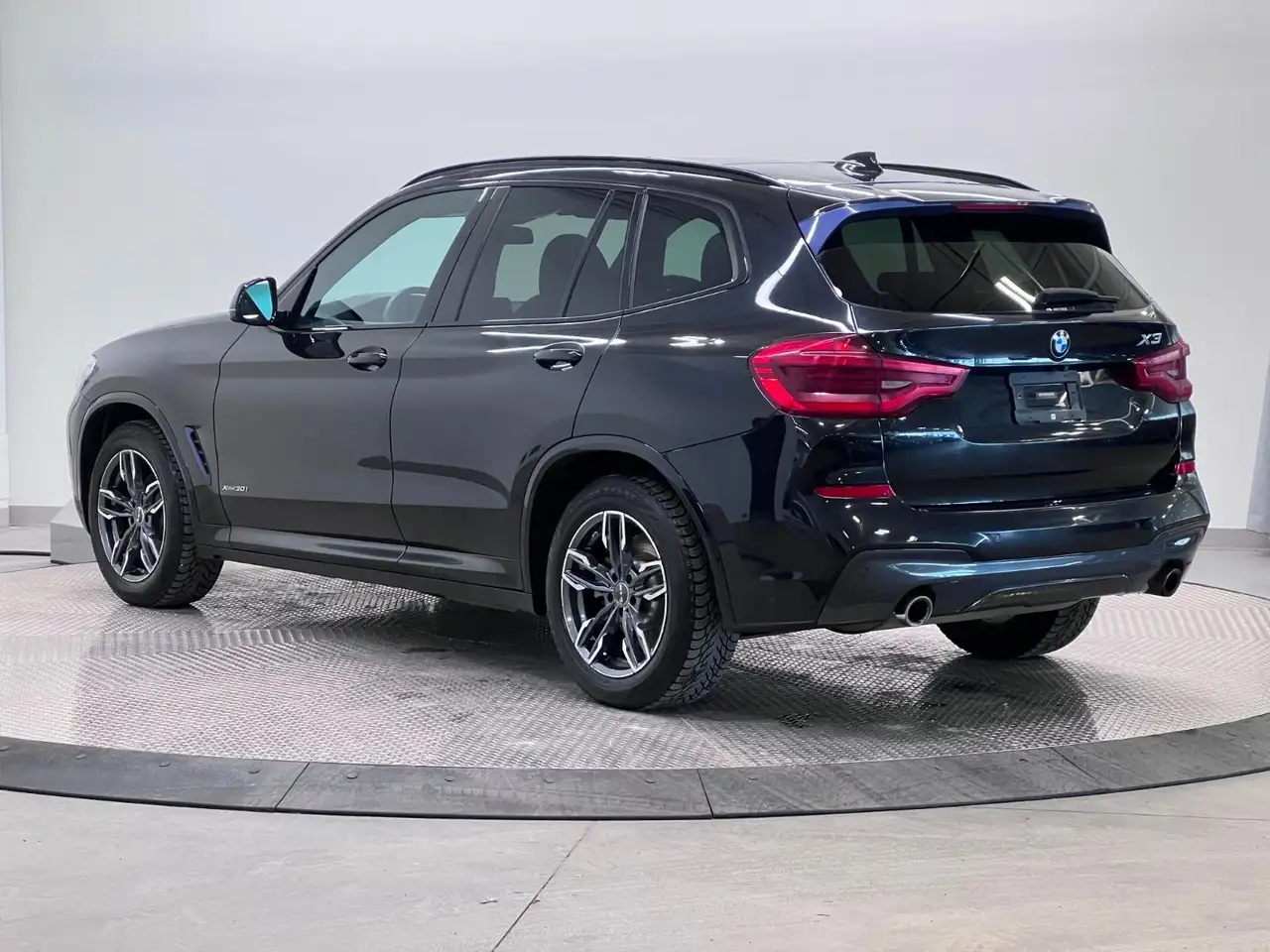 BMW X3 снимка BMW X3