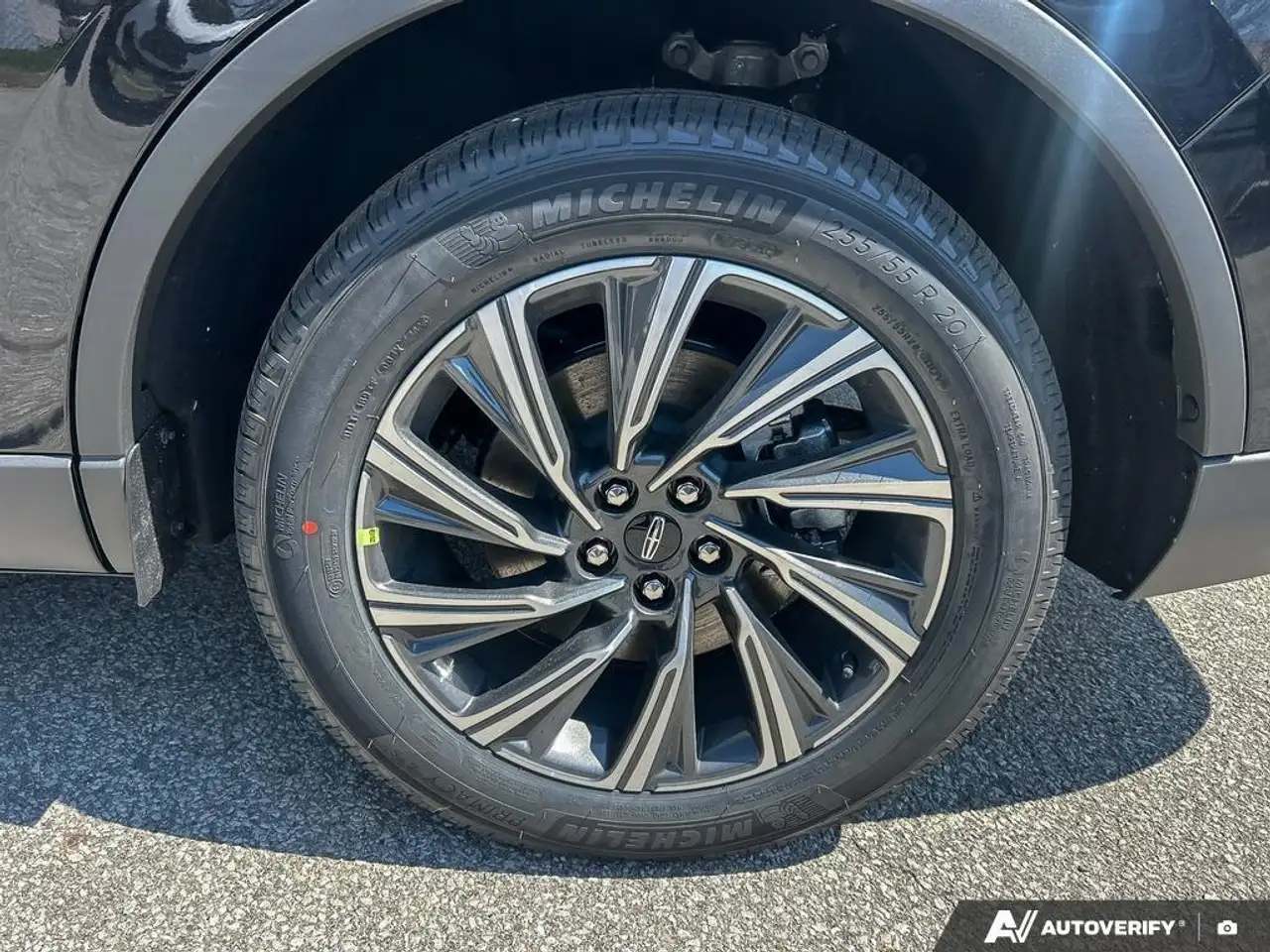 Lincoln Aviator снимка Lincoln Aviator
