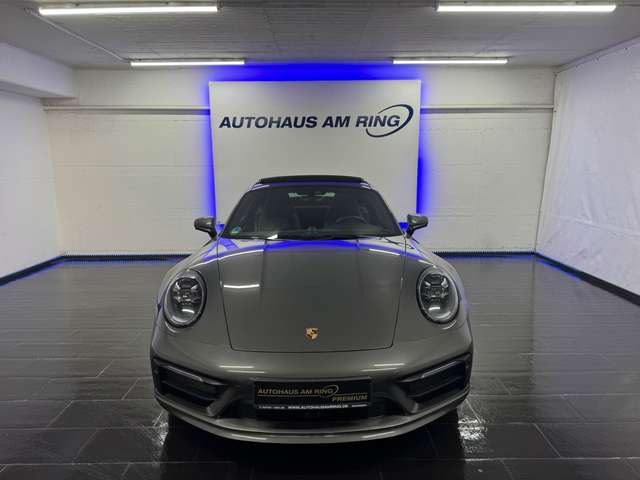 Imagine Porsche 911 992 APPROVED:02/2027 CHRONO 360° MEMORY PANO DAB