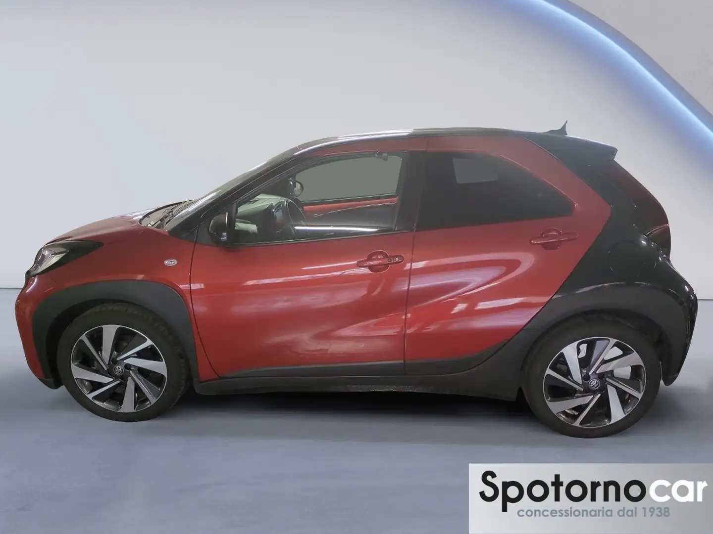 Toyota Aygo X Aygo X 1.0 VVT-i 72 CV 5 porte Lounge - 2