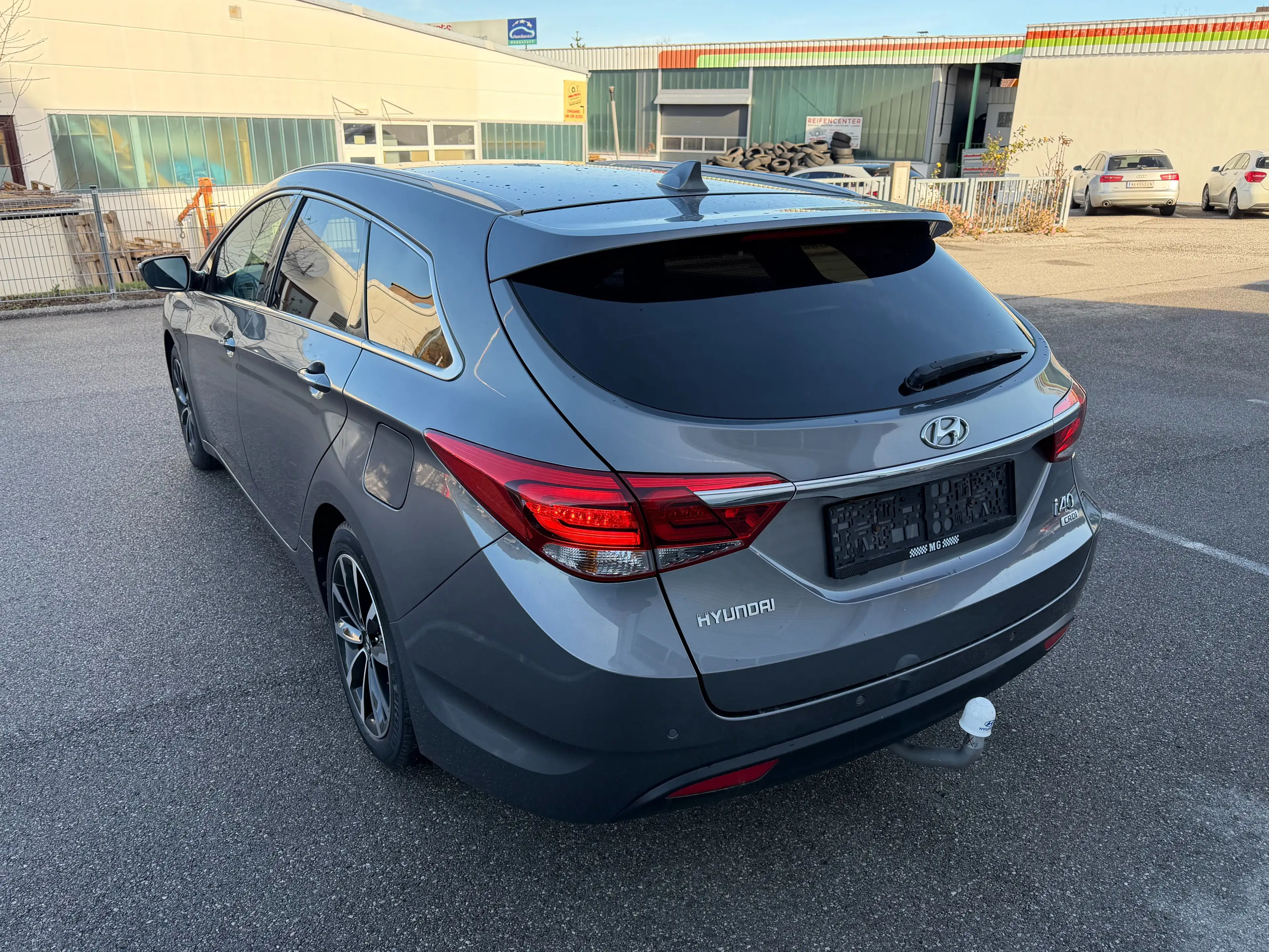 Hyundai i40 blue Style — photo 6
