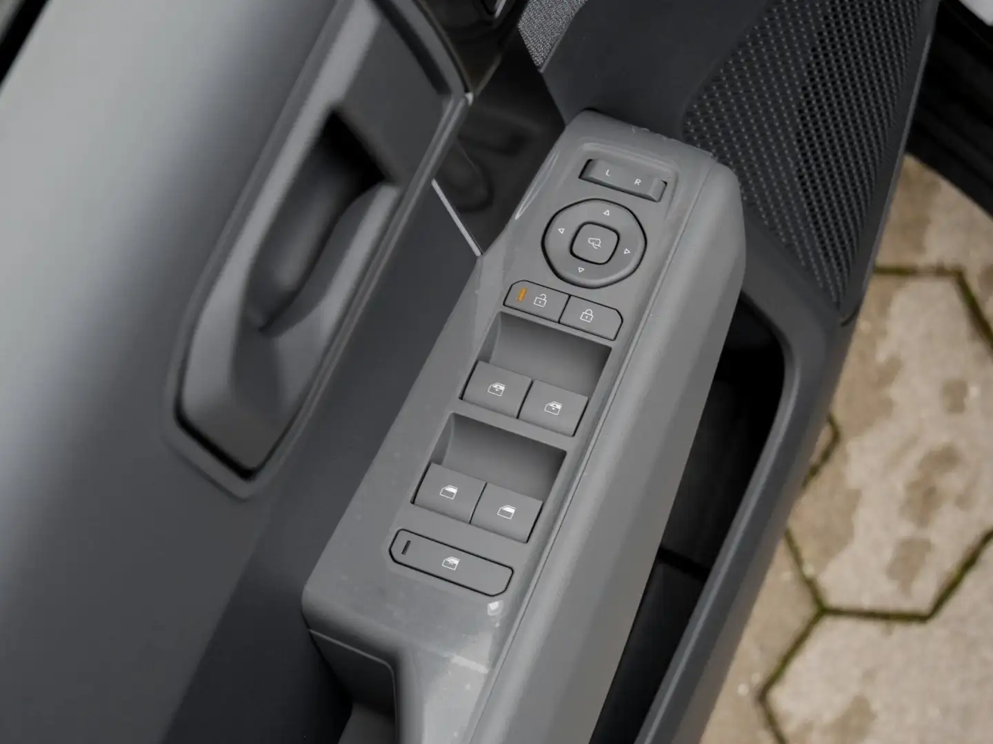 Kia EV3 58,3-kWh-Batterie Zwart - 2