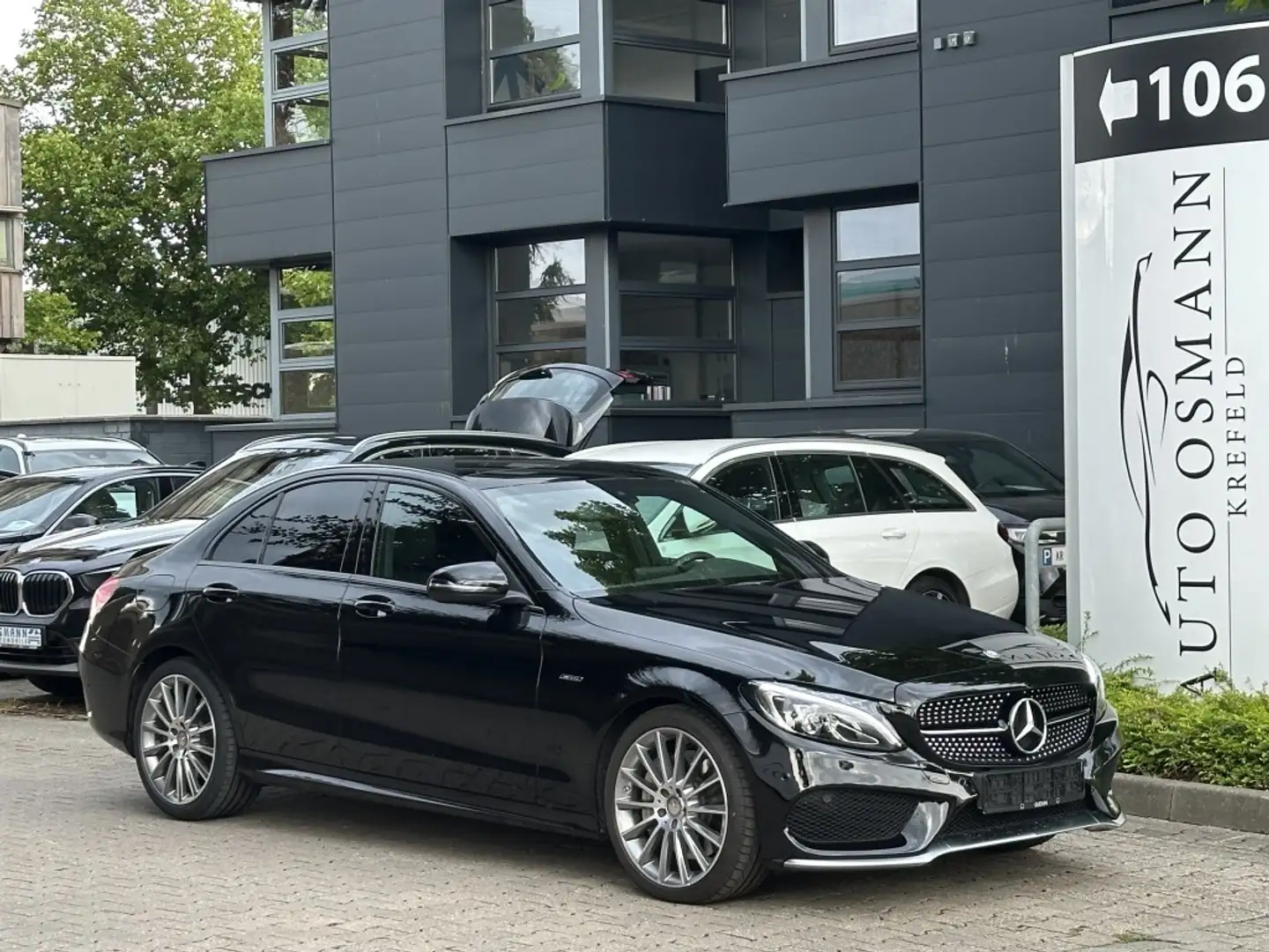 Mercedes-Benz C 450 4Matic 7G-TRONIC   Soundsystem   PANO Schwarz - 1